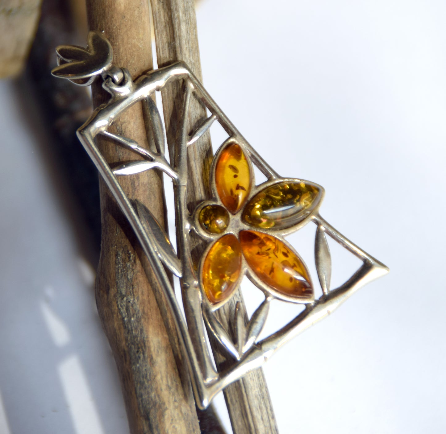 Large pendant with a floral composition in natural Amber of various shades and Sterling Silver 925, MJ Baltica, BW286