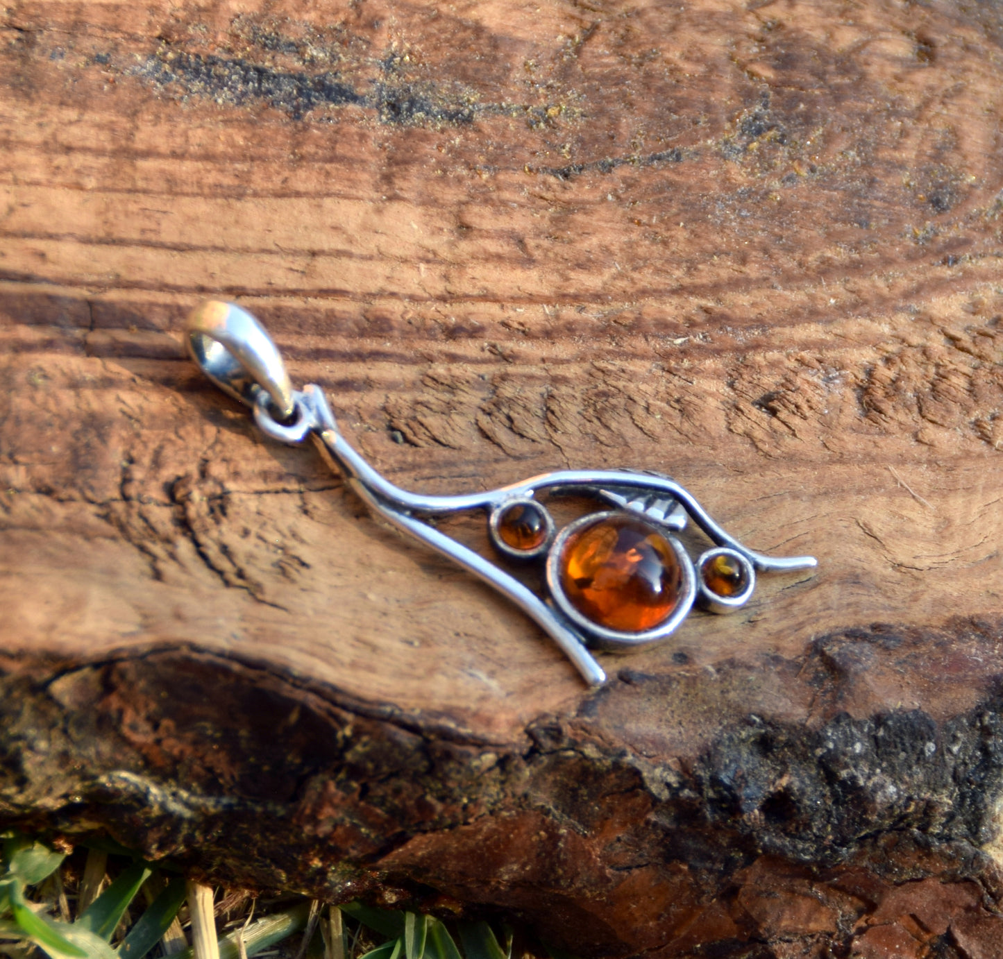 Elegant round pendant with natural cognac Amber and 925 Silver, MJ Baltica, BW290