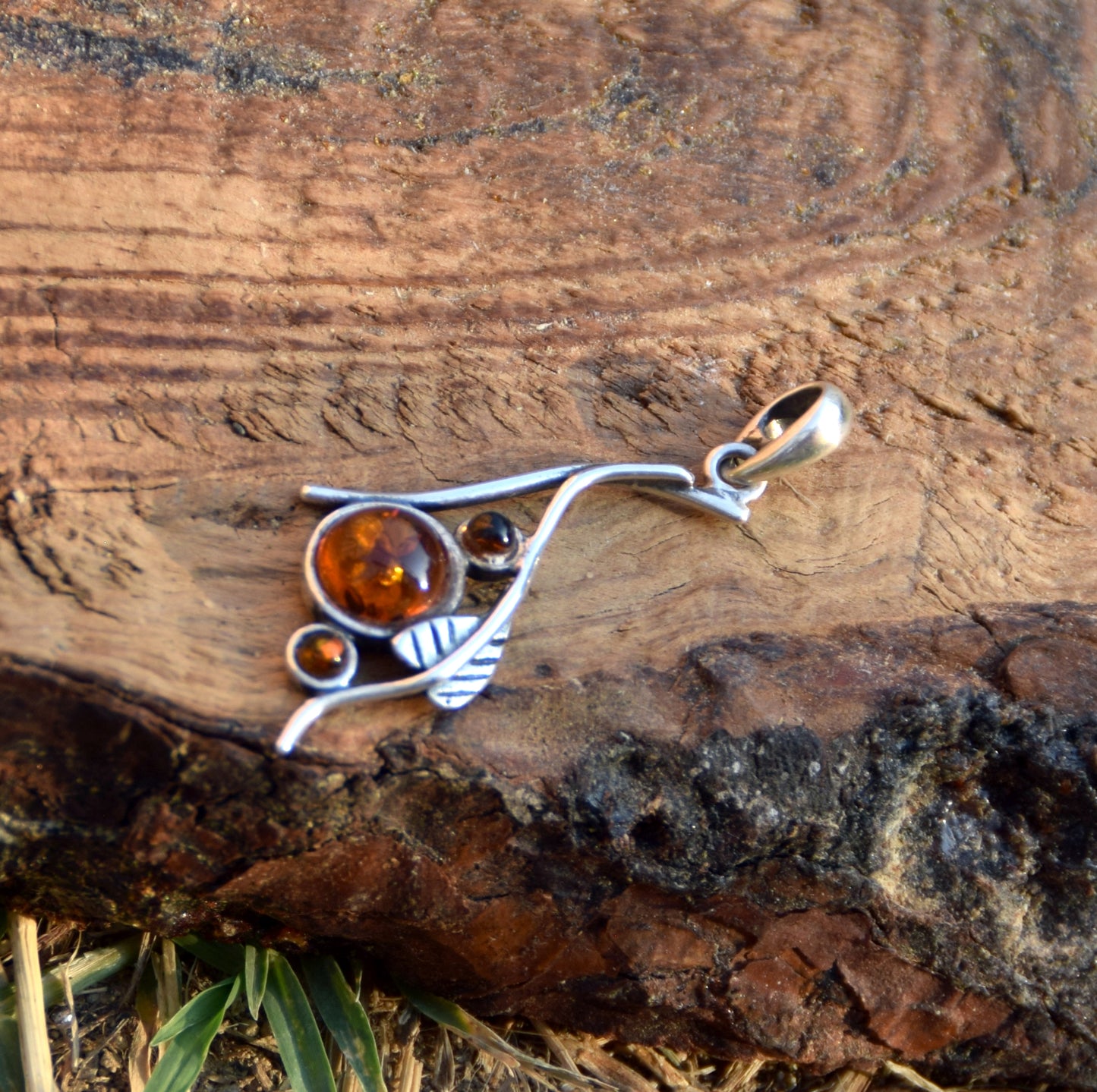 Elegant round pendant with natural cognac Amber and 925 Silver, MJ Baltica, BW290