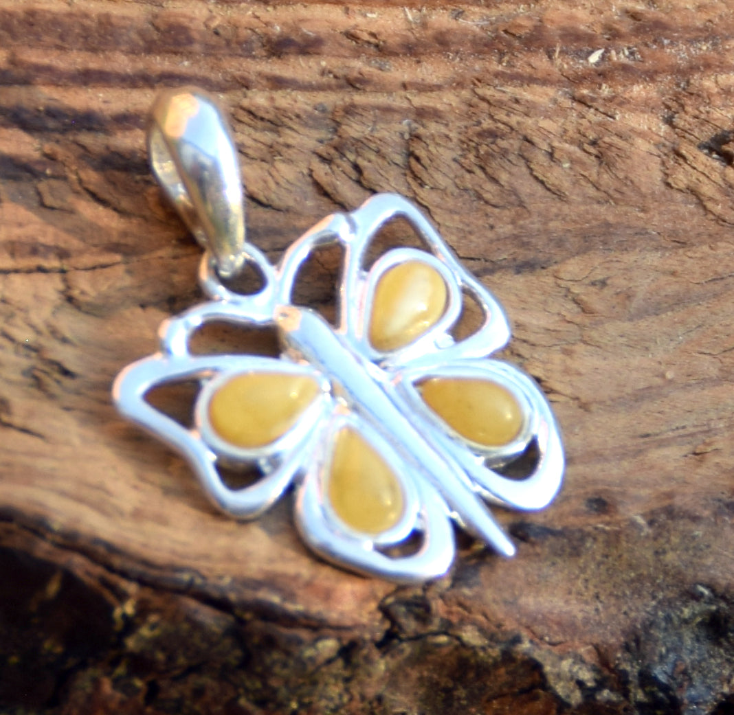 Light butterfly pendant in imperial natural amber and 925 Silver, MJ Baltica, BW294