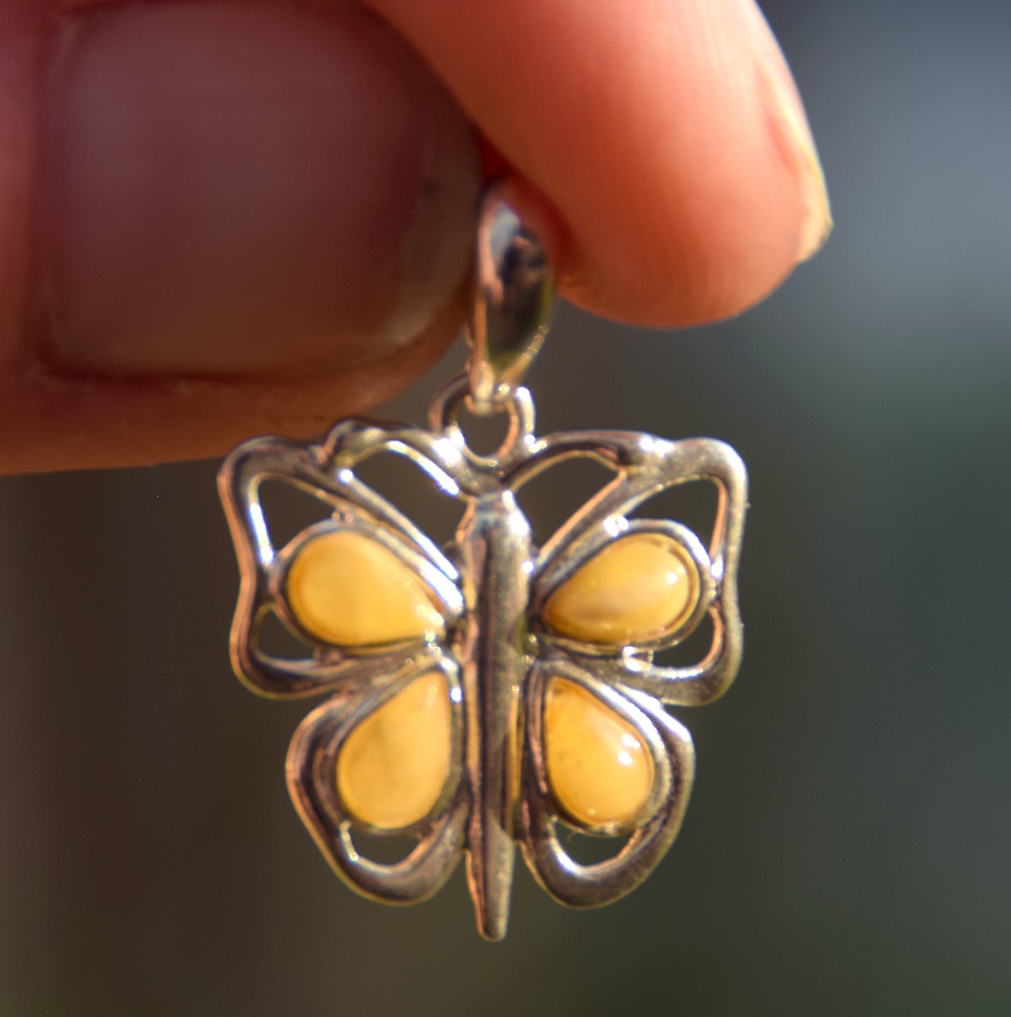 Light butterfly pendant in imperial natural amber and 925 Silver, MJ Baltica, BW294