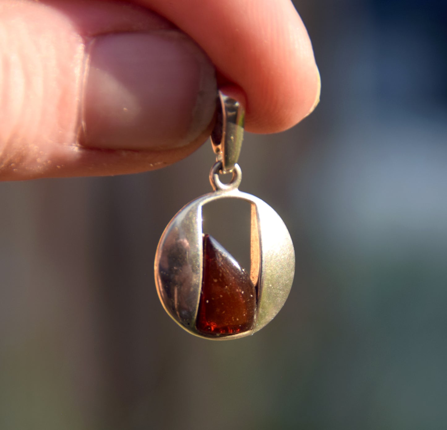 Lightweight round pendant with natural brown Amber and 925 Silver, MJ Baltica, BW300