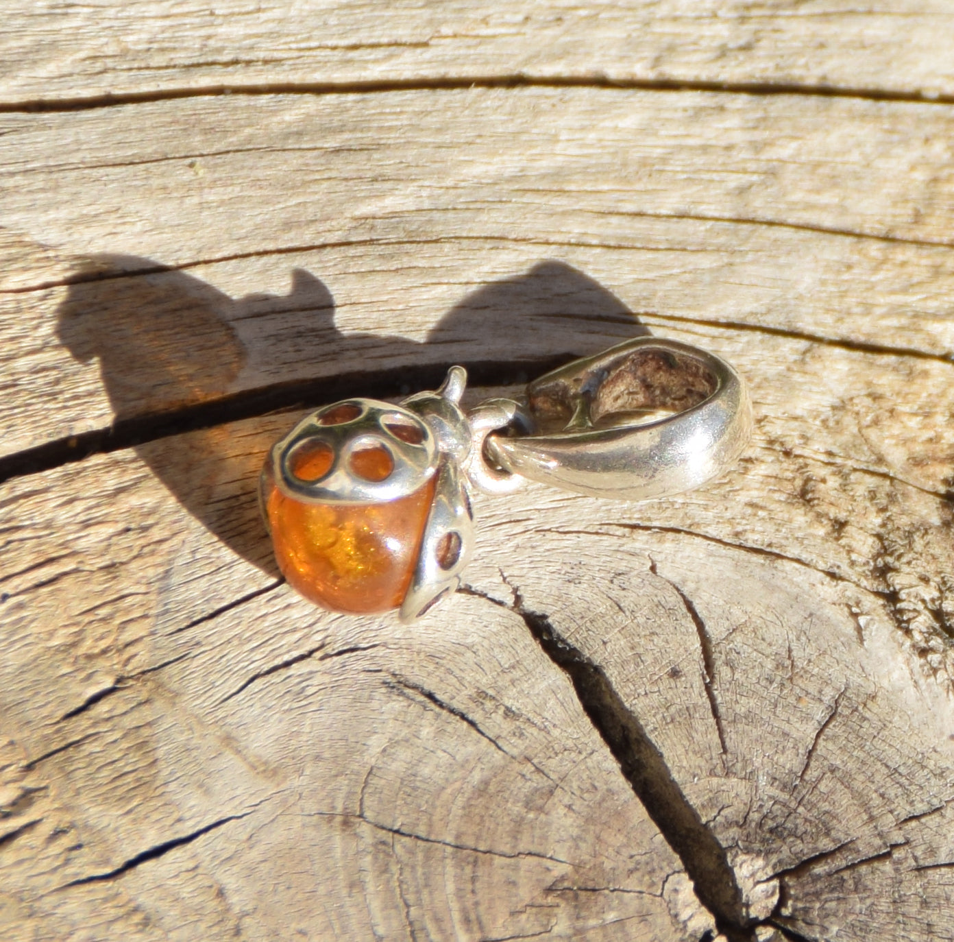 Delicate ladybug good luck charm pendant in natural cognac Amber and 925 Silver, MJ Baltica, BW312