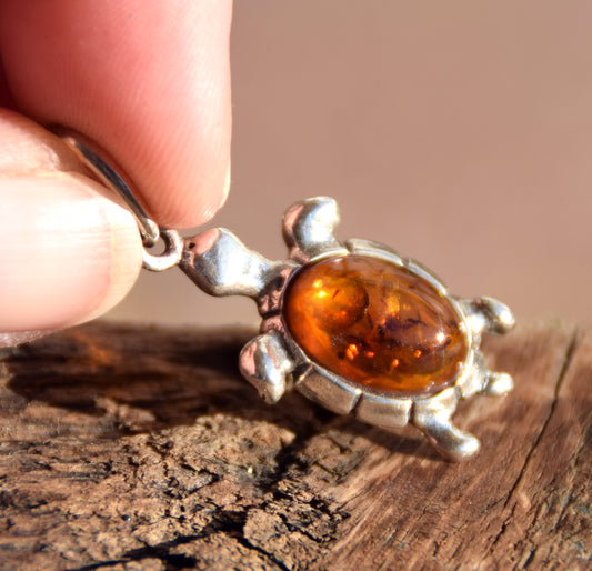 Luminous cognac brown natural Amber and 925 Sterling Silver turtle pendant, MJ Baltica, BW322