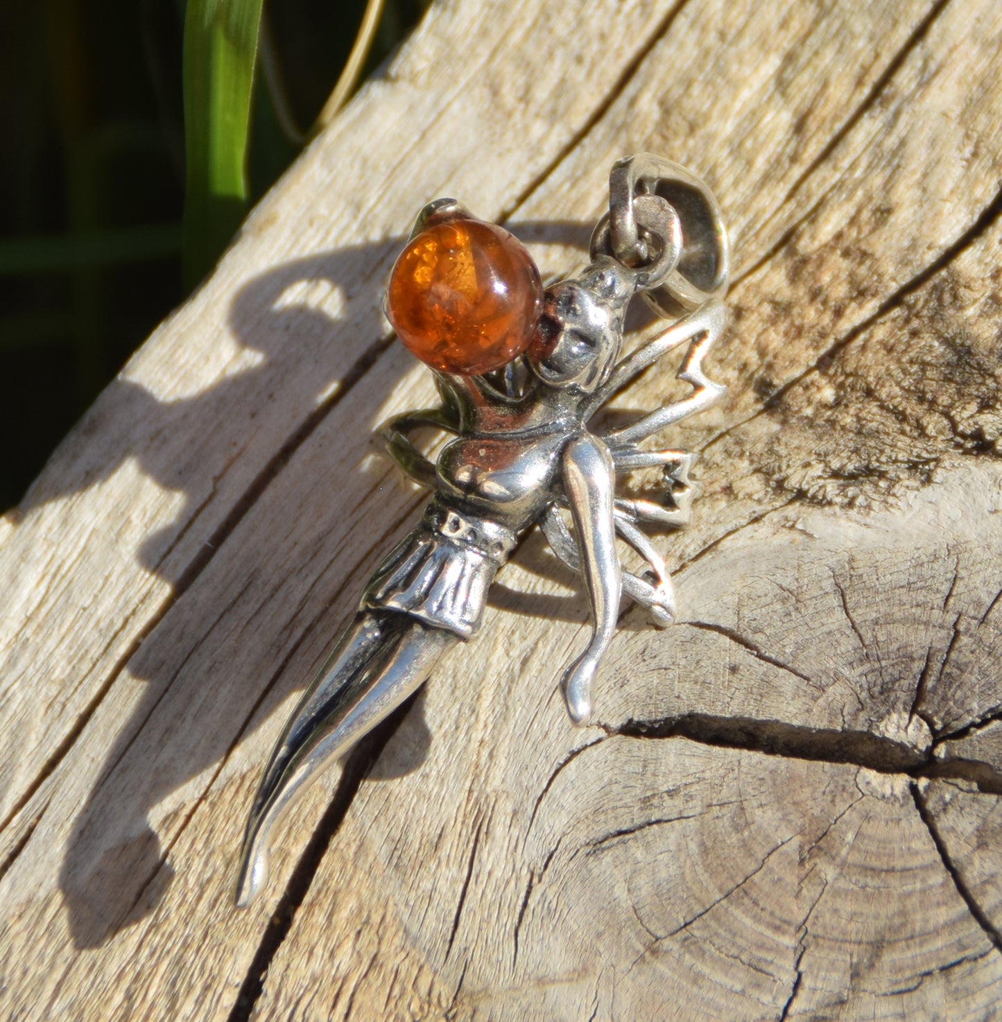 Delicate pendant with fairy in cognac-colored natural Amber and 925 Silver, MJ Baltica, BW328