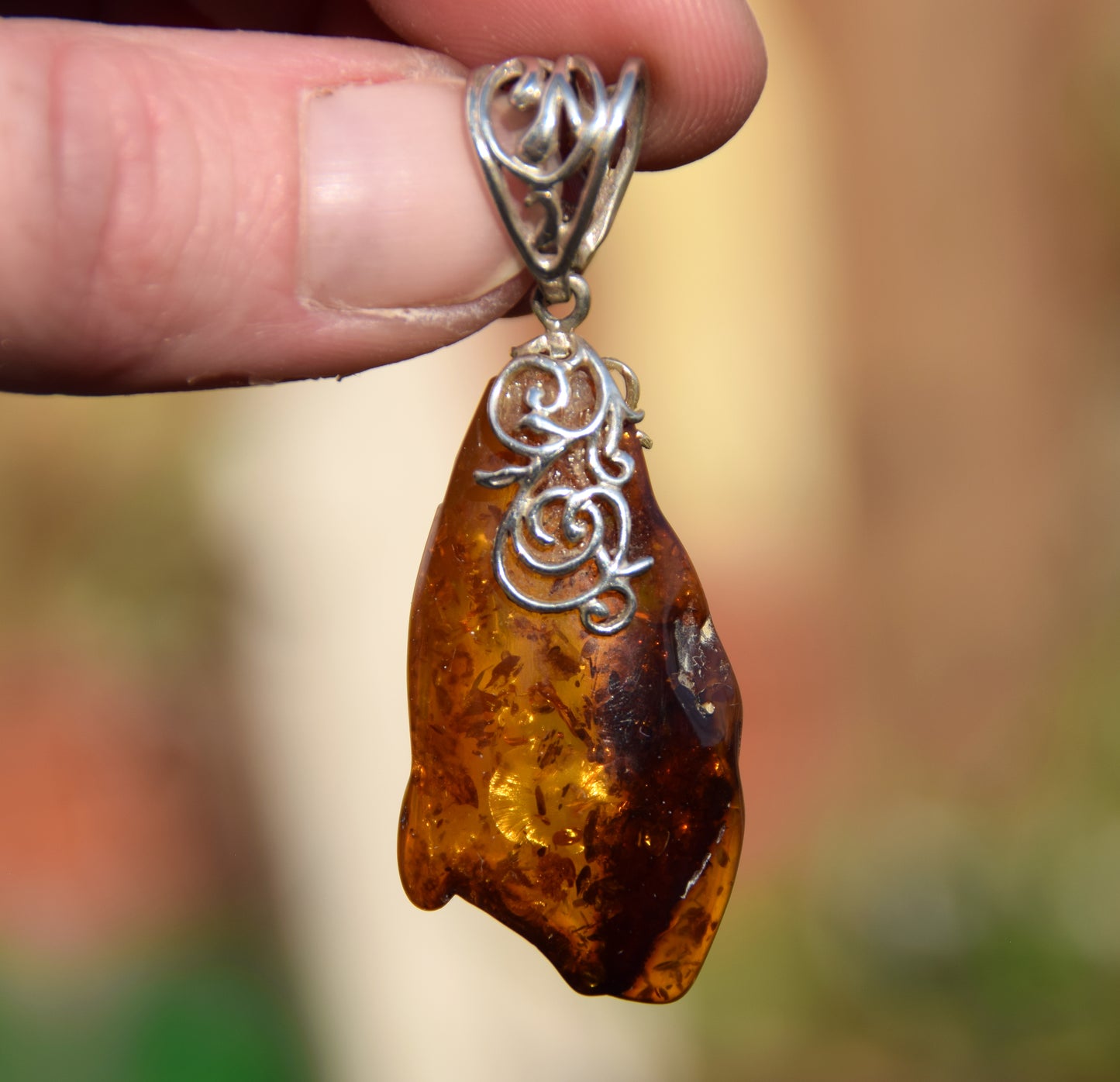 Statement pendant with a large irregular Baltic Amber gemstone in Sterling Silver 925, MJ Baltica, BW331