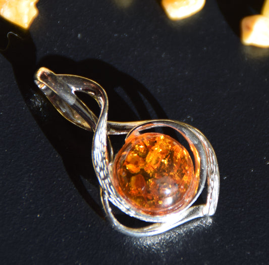 Elegant teardrop pendant in natural cognac-colored Amber and 925 Silver, MJ Baltica, BW340