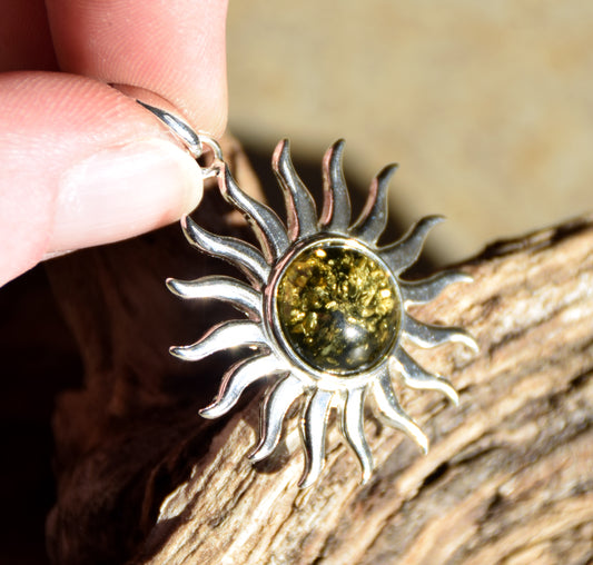 Bright pendant with natural green Amber sun and 925 Silver, MJ Baltica, BW342