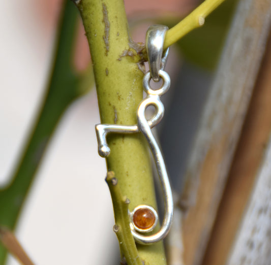 MJ Baltica, ciondolo, Ambra naturale Baltica, Argento 925, lettera, iniziale, corsivo, BWLI