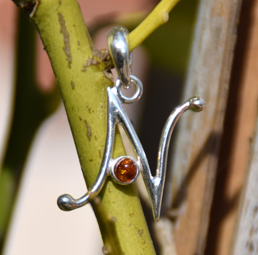 MJ Baltica, ciondolo, Ambra naturale Baltica, Argento 925, N, lettera, iniziale, corsivo, BWLN