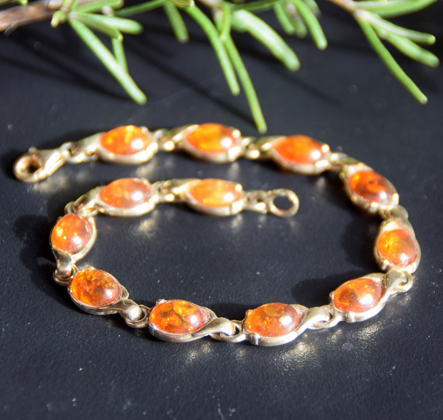 Elegant chain bracelet with natural cognac amber and 18k gold-plated 925 Sterling Silver, MJ Baltica, BZB009