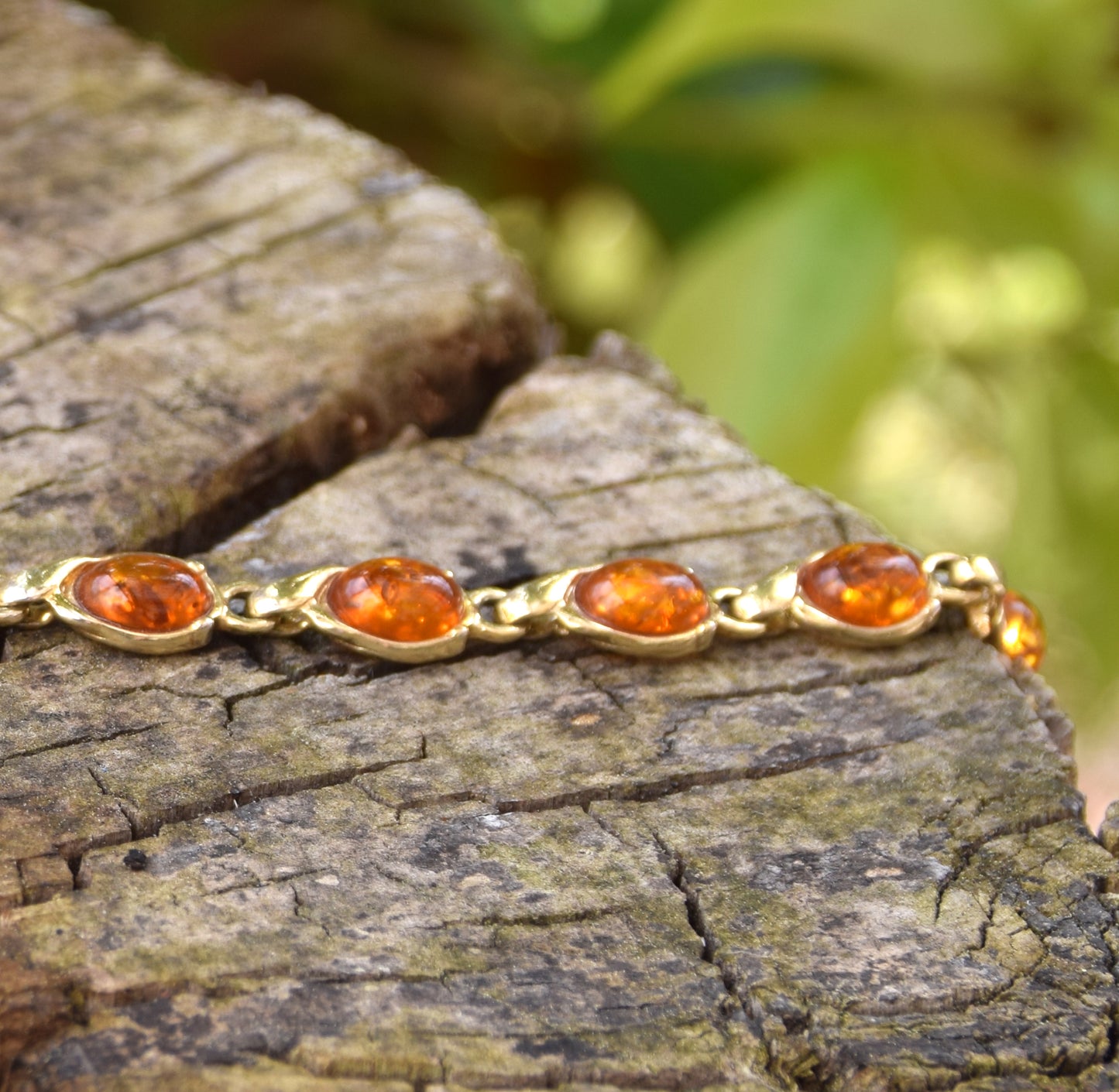Elegant chain bracelet with natural cognac amber and 18k gold-plated 925 Sterling Silver, MJ Baltica, BZB009