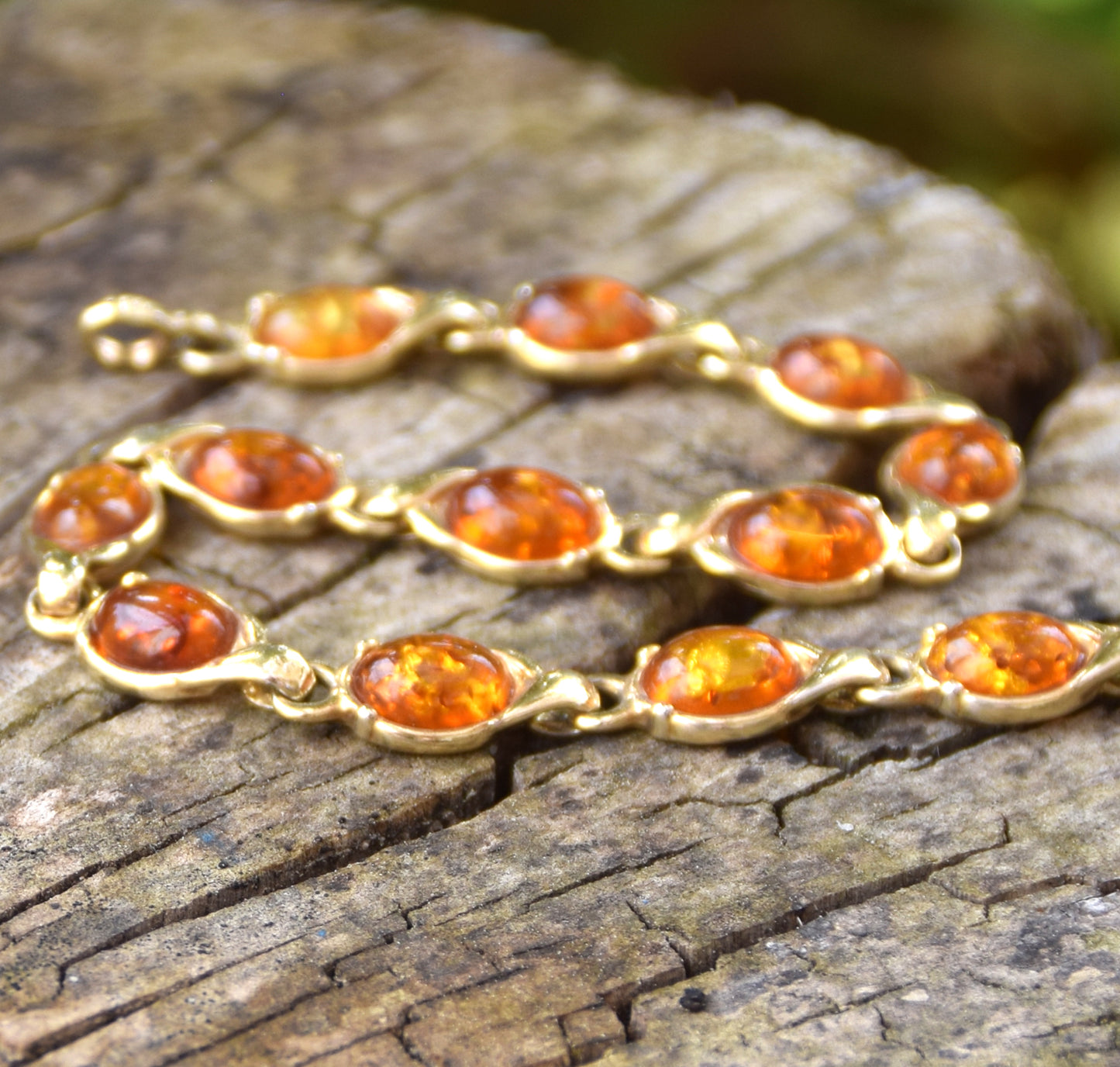 Elegant chain bracelet with natural cognac amber and 18k gold-plated 925 Sterling Silver, MJ Baltica, BZB009