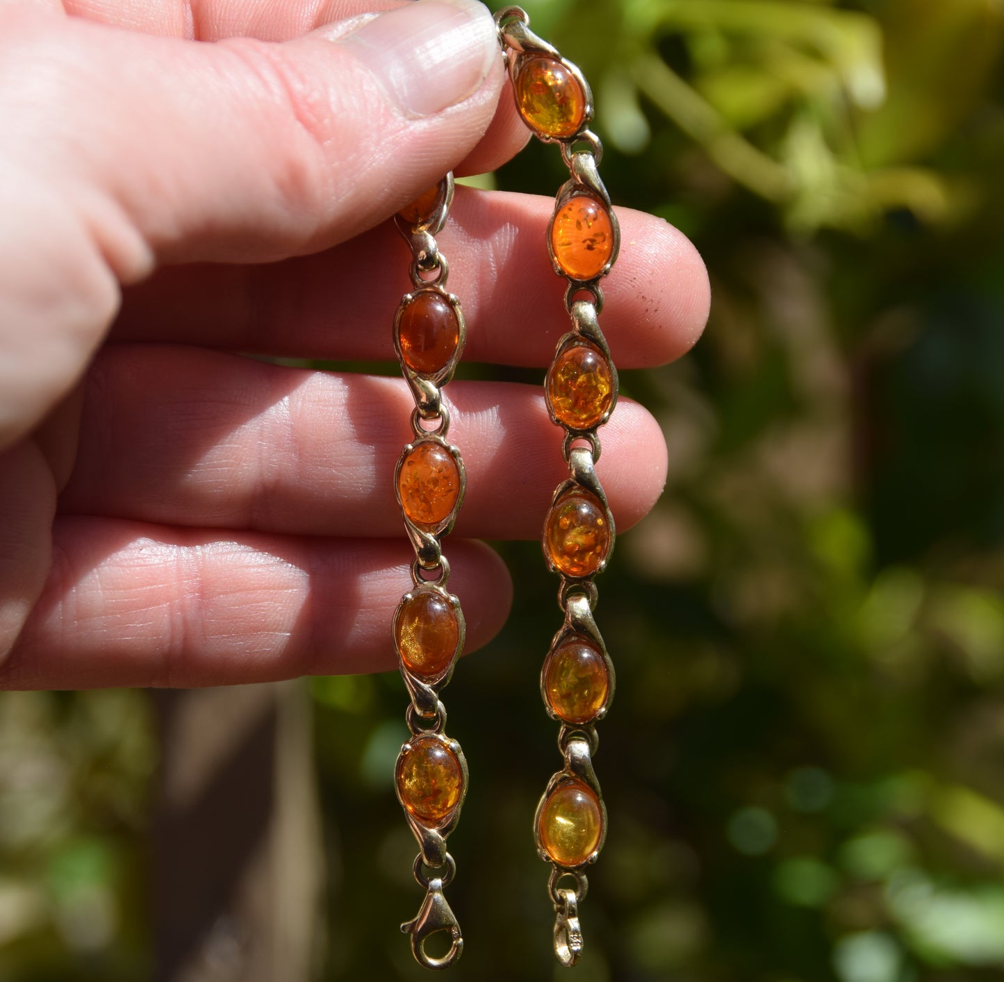 Elegant chain bracelet with natural cognac amber and 18k gold-plated 925 Sterling Silver, MJ Baltica, BZB009