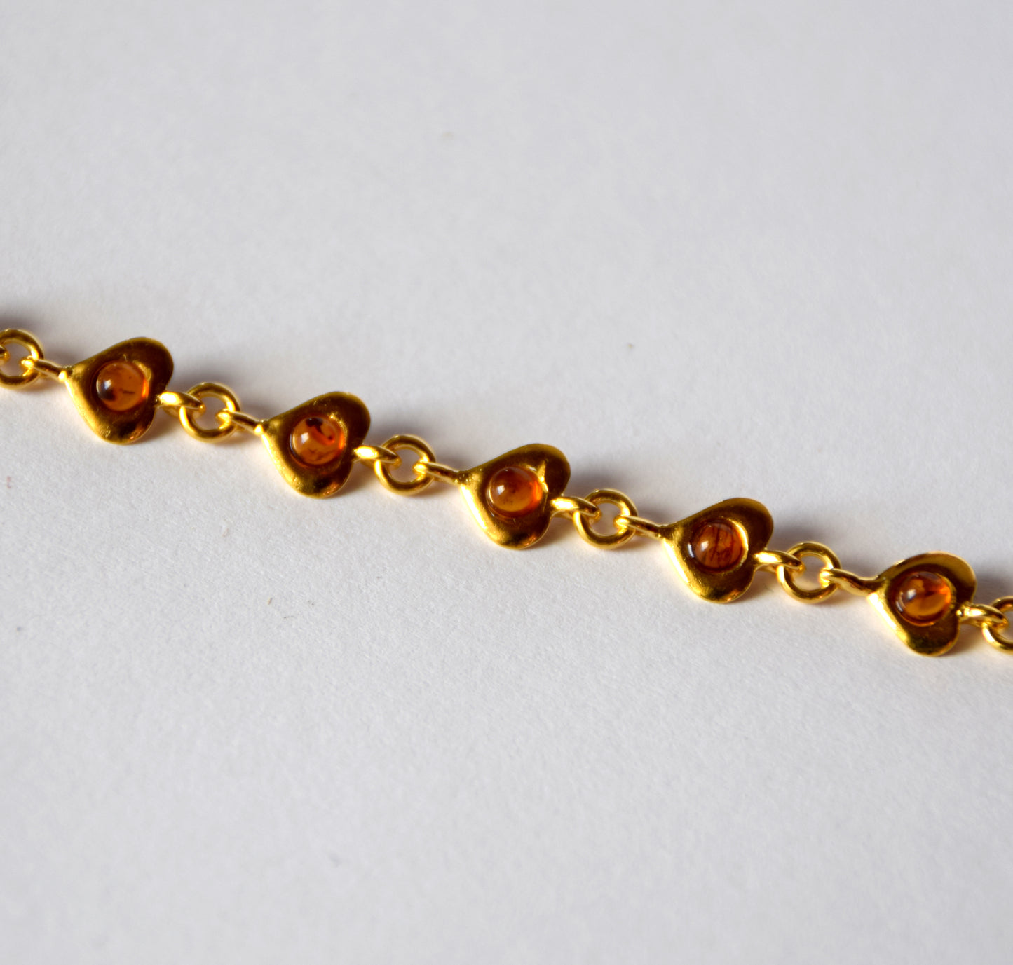 MJ Baltica, bracelet, natural Baltic Amber, 925 Silver, 14k Gold plated, elegant, luminous, hearts, refined, BZB033