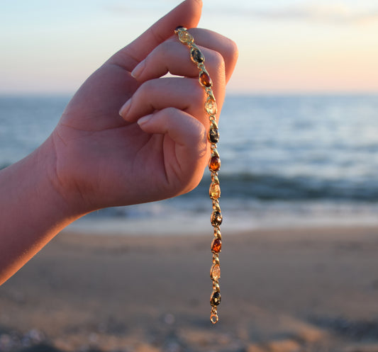 Bright bracelet with natural Amber in various shades and 18k Gold-plated Silver, MJ Baltica, BZB048