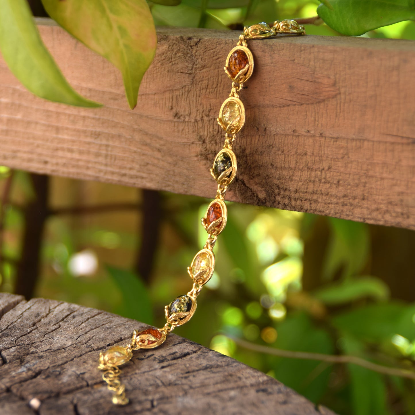 Elegant vintage-style bracelet with natural Amber of various shades and 18k Gold-plated 925 Sterling Silver, MJ Baltica, BZB059