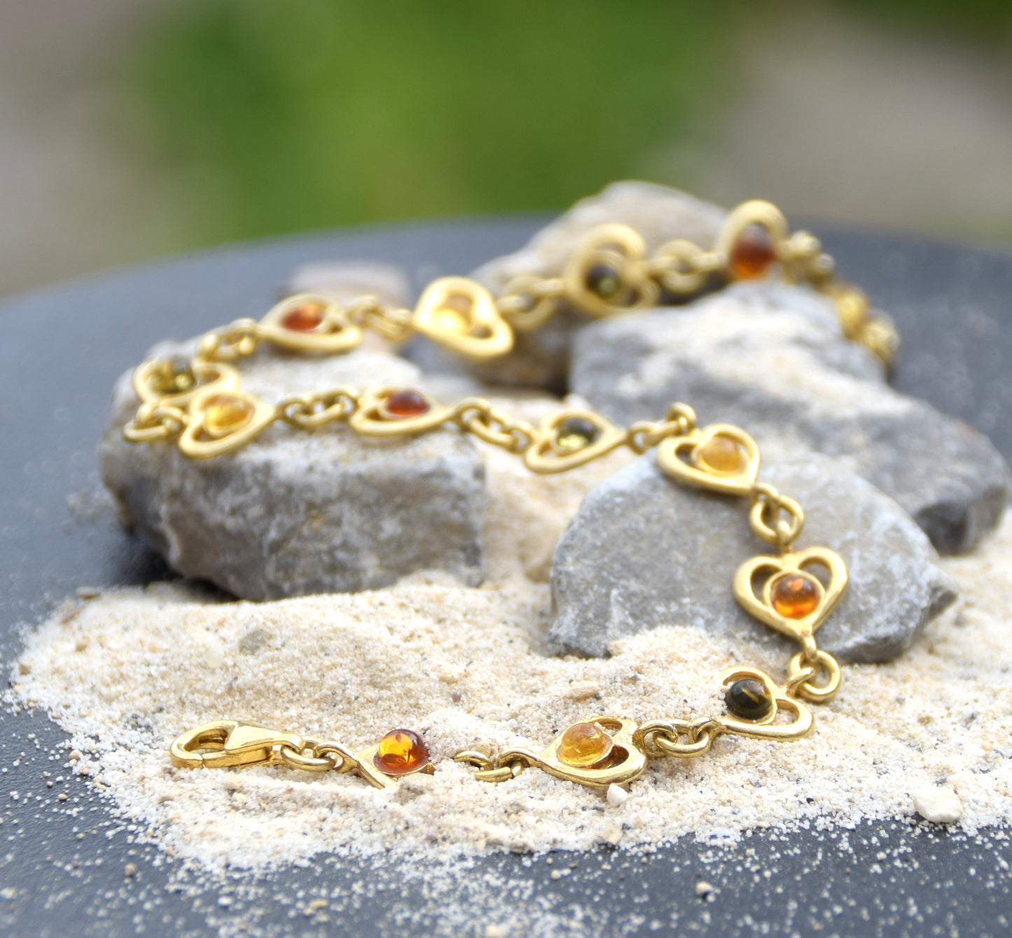 Romantic bracelet with natural Amber hearts in various shades and 18k Gold Plated 925 Sterling Silver, MJ Baltica, BZB065