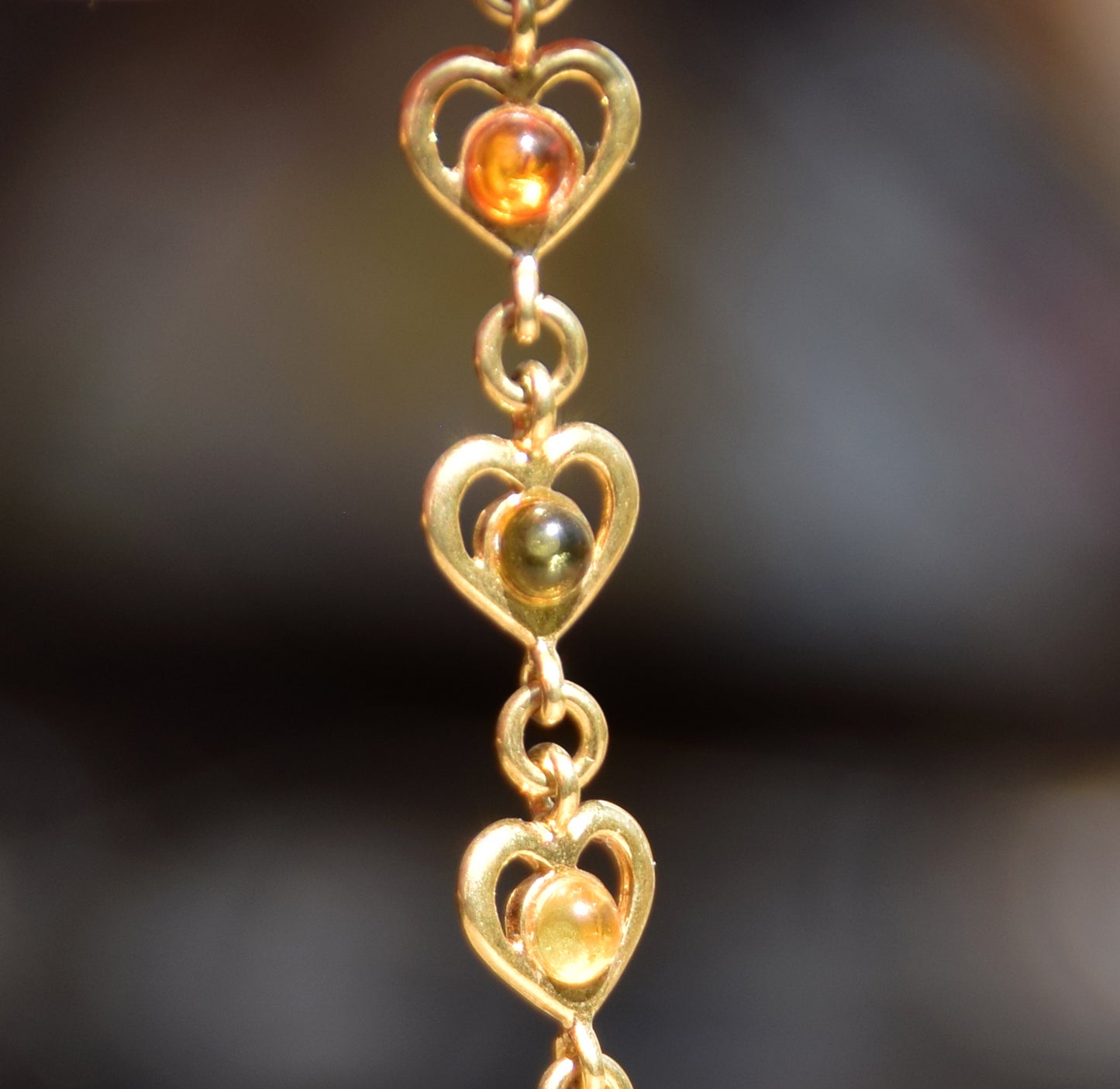 Romantic bracelet with natural Amber hearts in various shades and 18k Gold Plated 925 Sterling Silver, MJ Baltica, BZB065