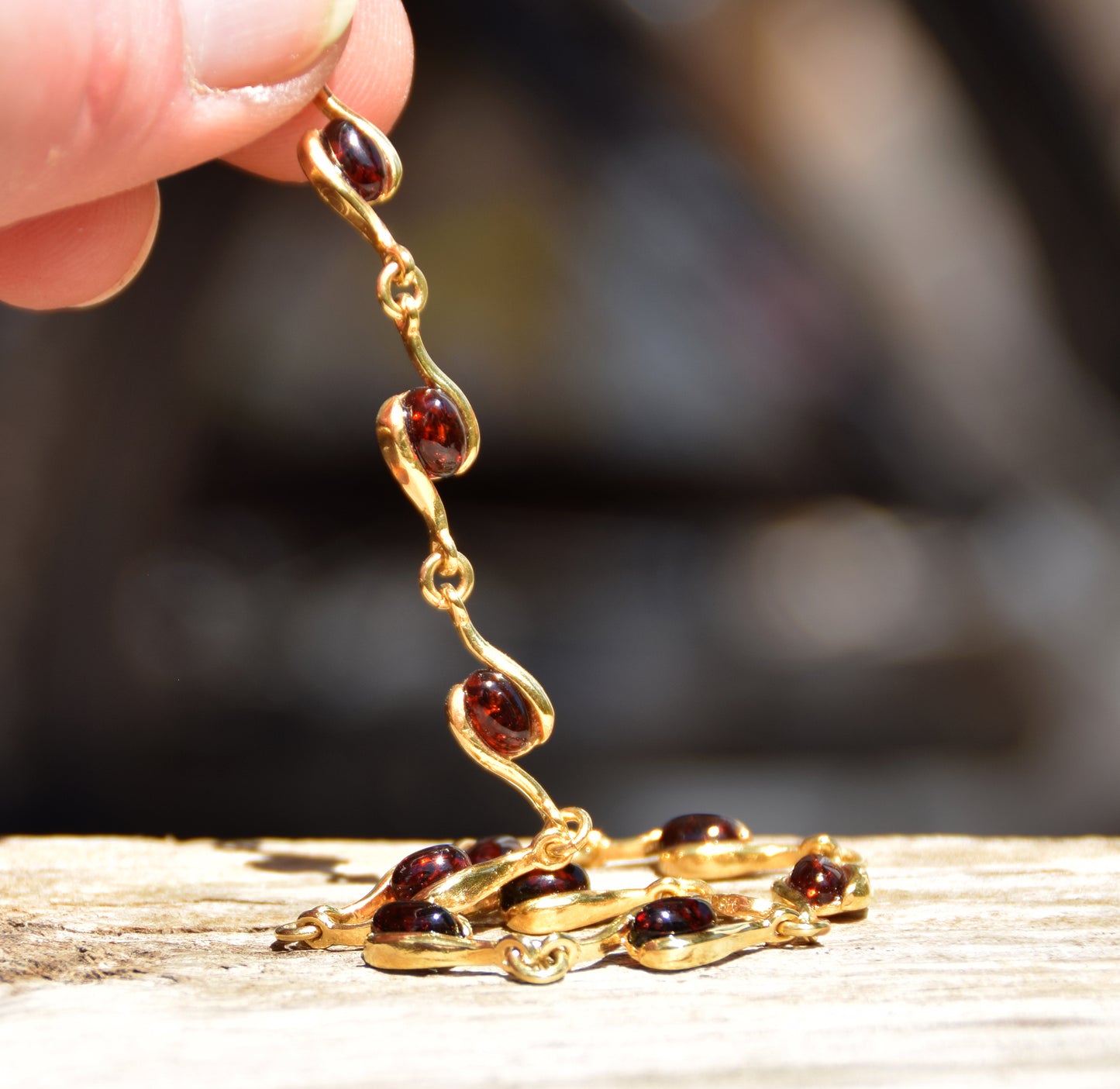 Bracciale lineare con Ambra naturale marrone scura e argento 925 placcato in Oro 18k, MJ Baltica, BZB029 (Copia)