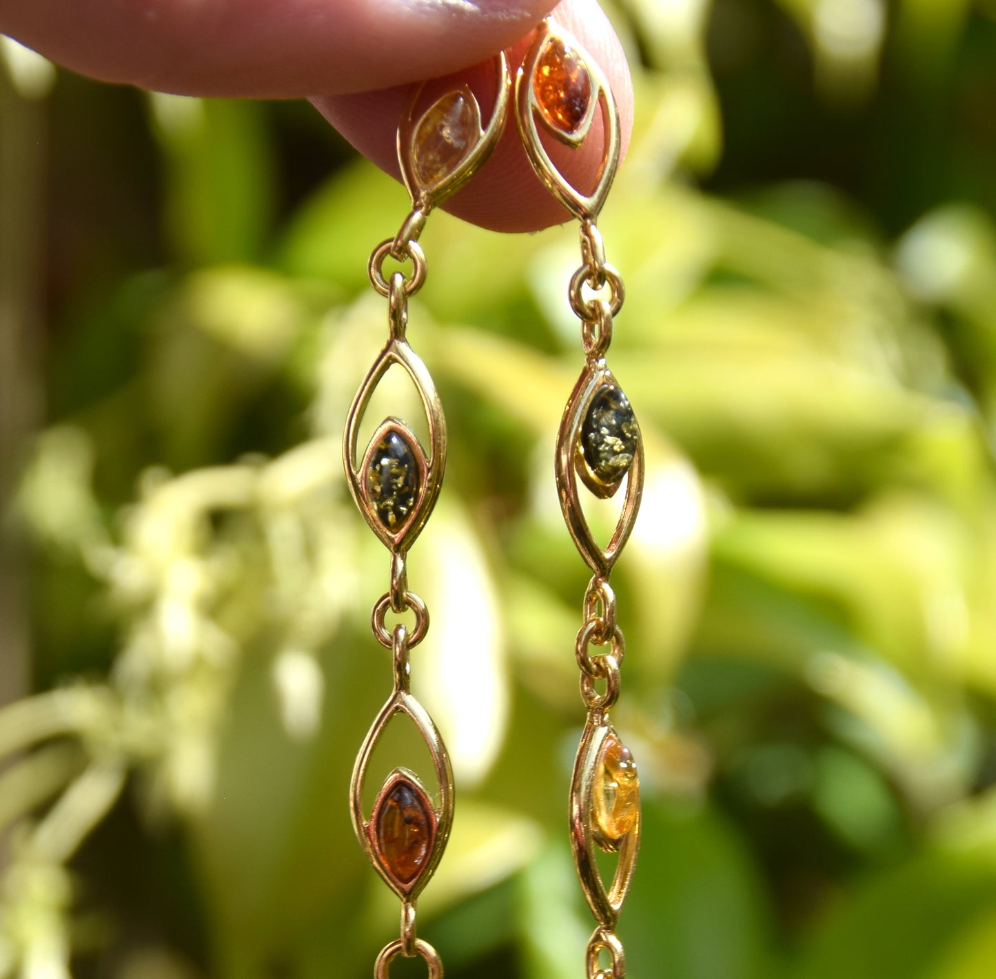 Elegante bracciale in Ambra naturale di varie tonalità in Argento placcato in Oro 18k, MJ Baltica, BZB073