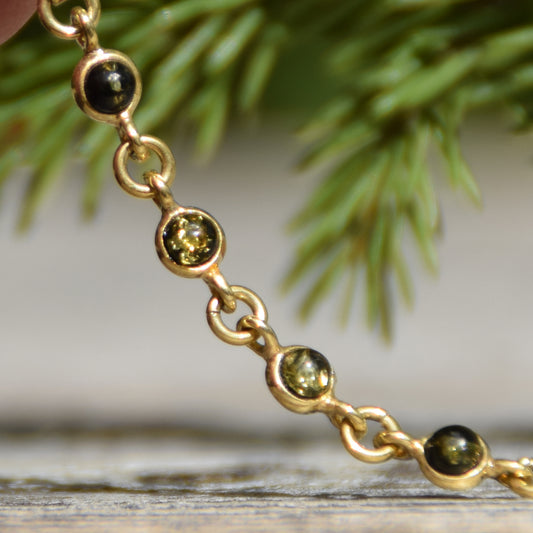 Delicato bracciale in Ambra naturale di color verde in Argento placcato in Oro 18k, MJ Baltica, BZB077