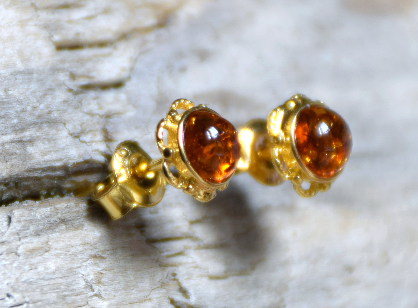 MJ Baltica, earrings, lobe, natural Baltic Amber, Silver, 14k Gold plated, flower, BZK008