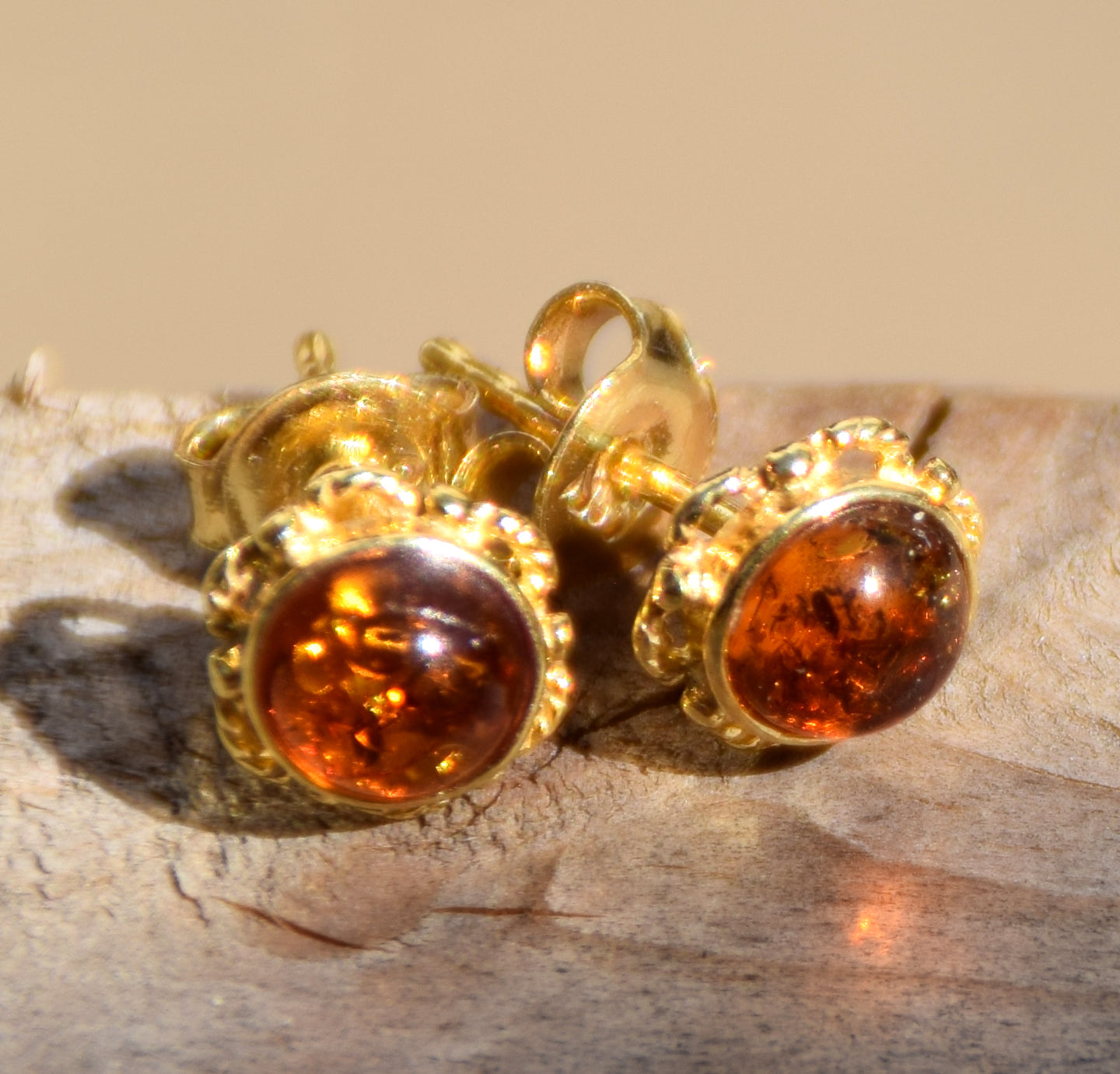 Delicate round earrings with natural cognac Amber and 18k Gold-plated 925 Sterling Silver, MJ Baltica, BZK008