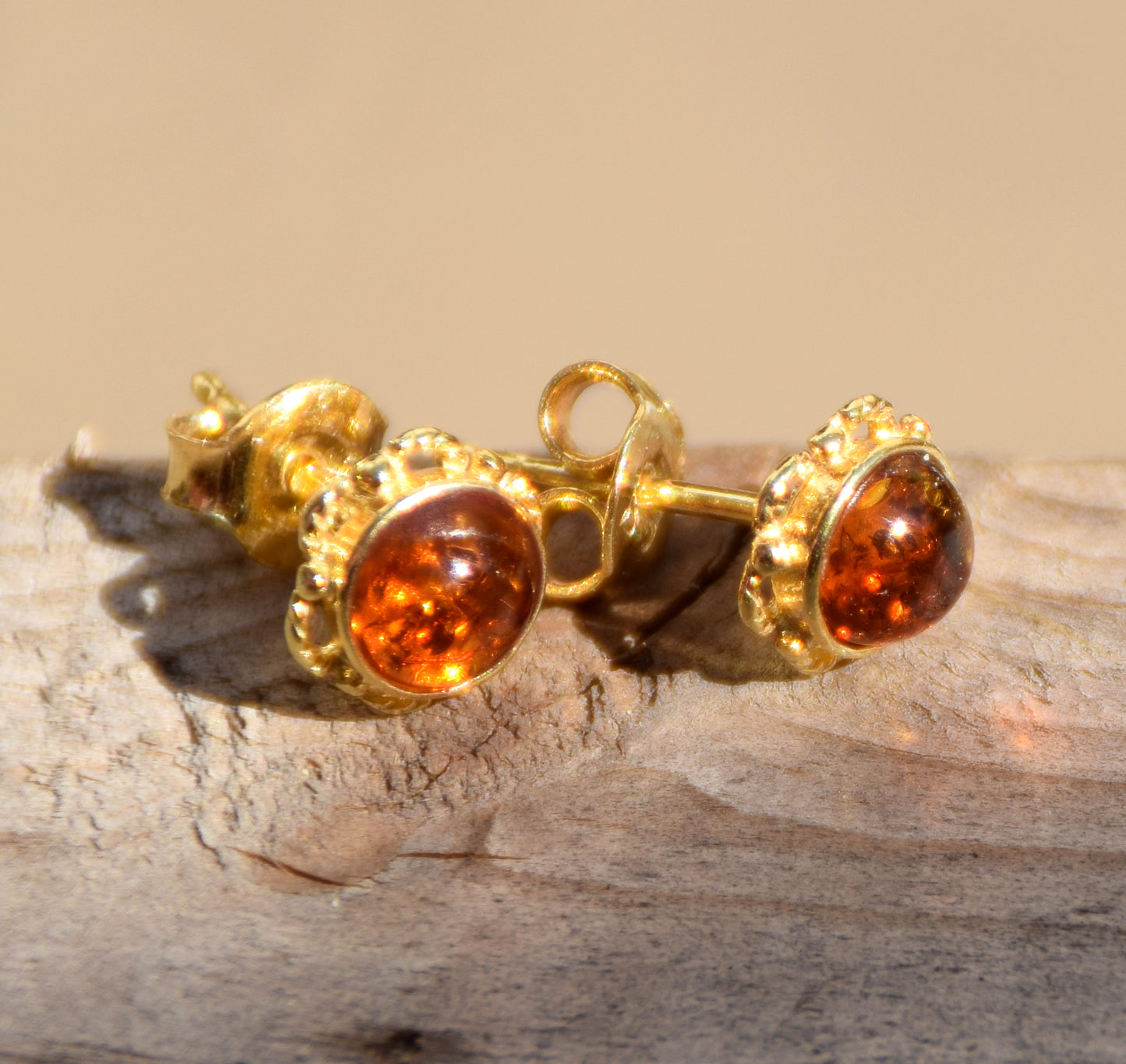 Delicate round earrings with natural cognac Amber and 18k Gold-plated 925 Sterling Silver, MJ Baltica, BZK008