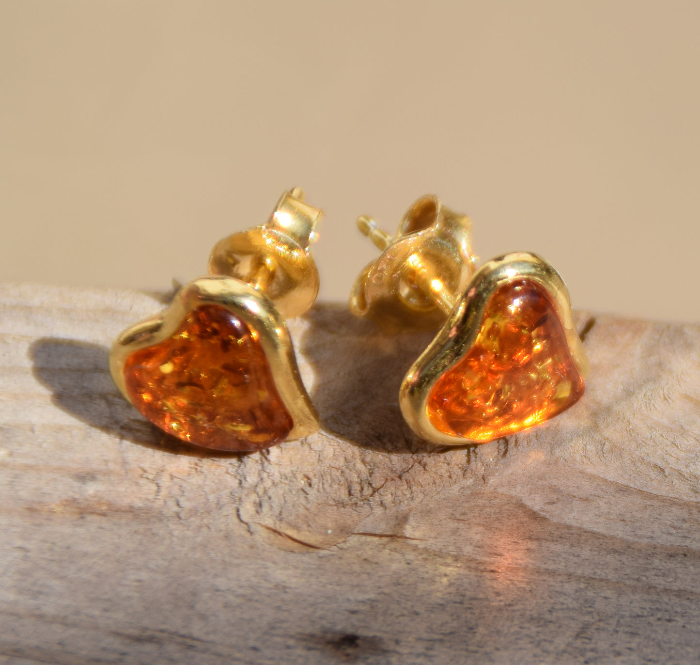 Romantic heart-shaped earrings with natural cognac amber and 18k gold-plated 925 Sterling Silver, MJ Baltica, BZK029