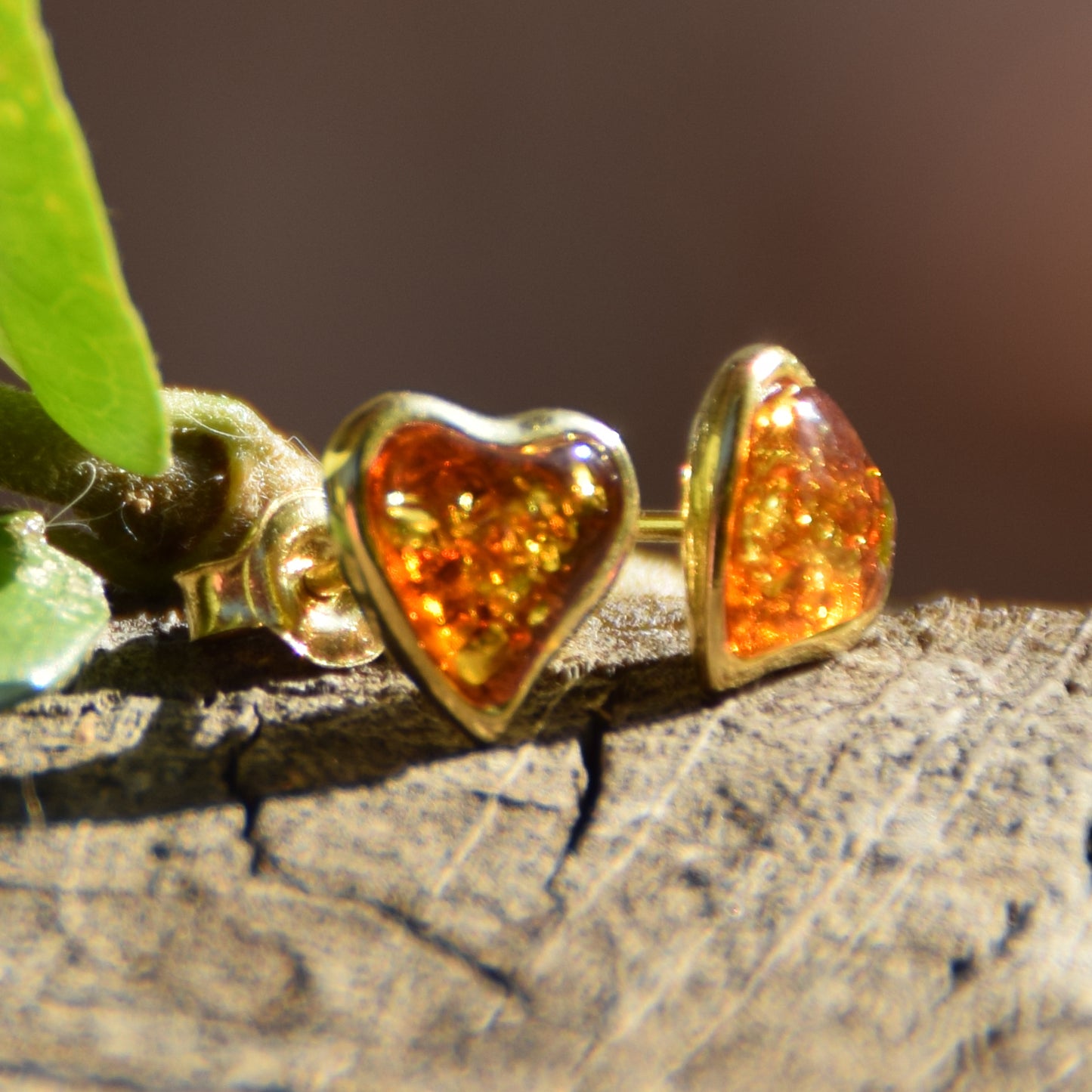 Romantic heart-shaped earrings with natural cognac amber and 18k gold-plated 925 Sterling Silver, MJ Baltica, BZK029
