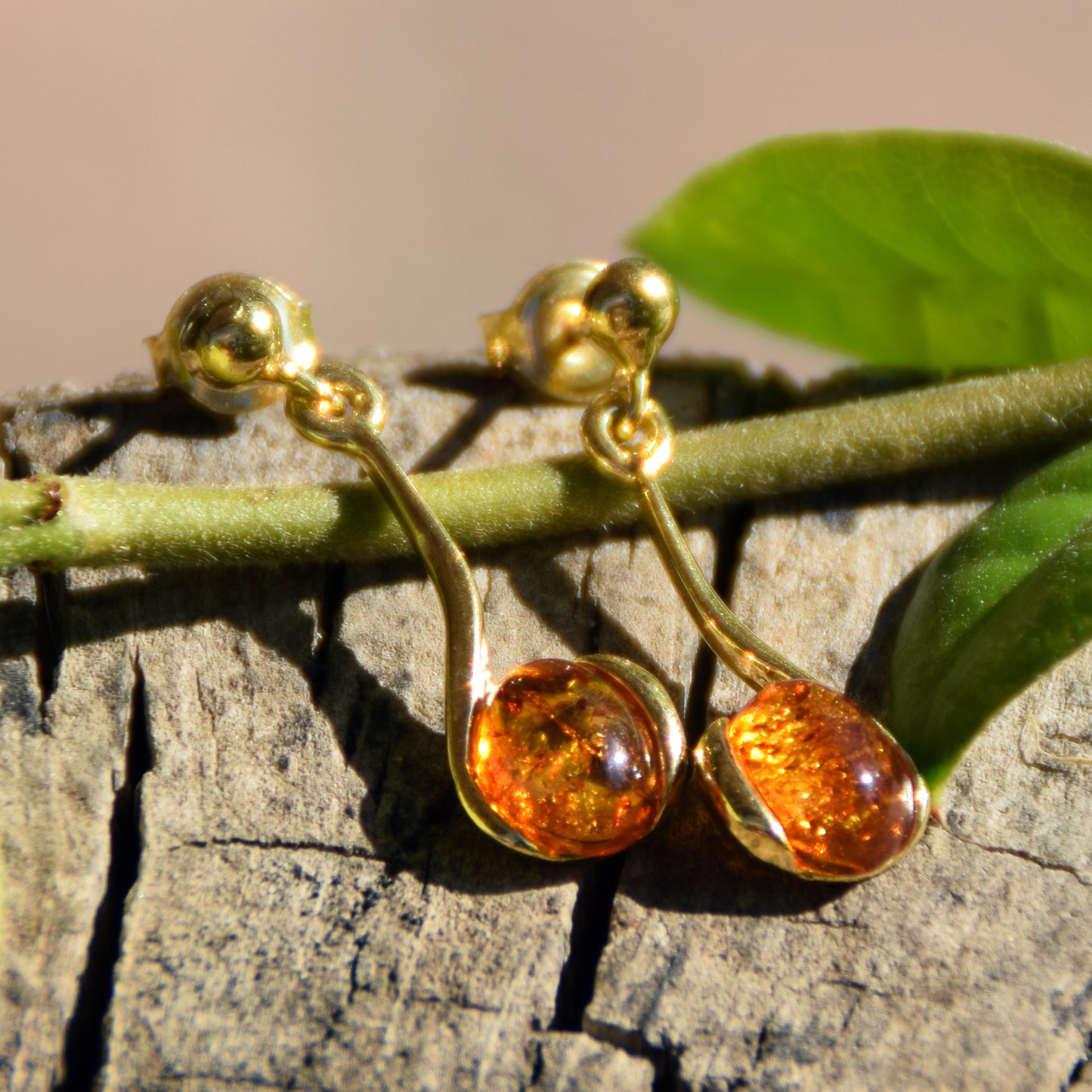 Teardrop earrings with natural cognac amber and 18k gold-plated 925 Sterling Silver, MJ Baltica, BZK053