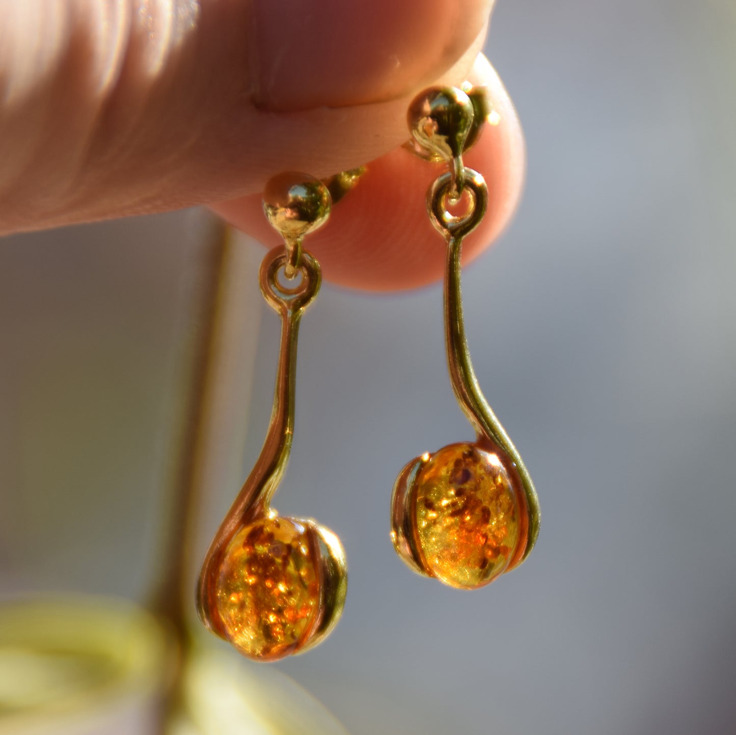 Teardrop earrings with natural cognac amber and 18k gold-plated 925 Sterling Silver, MJ Baltica, BZK053