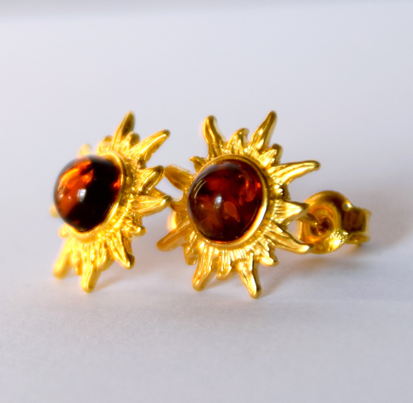 MJ Baltica, earrings, natural Baltic Amber, 925 Silver, 14k Gold plated, sun, lobe, luminous, BZK072