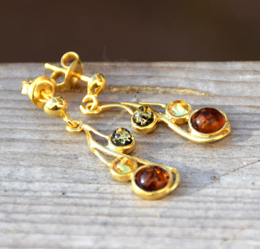 Delicate earrings in natural Amber of various shades and 18k Gold plated 925 Sterling Silver, MJ Baltica, BZK094