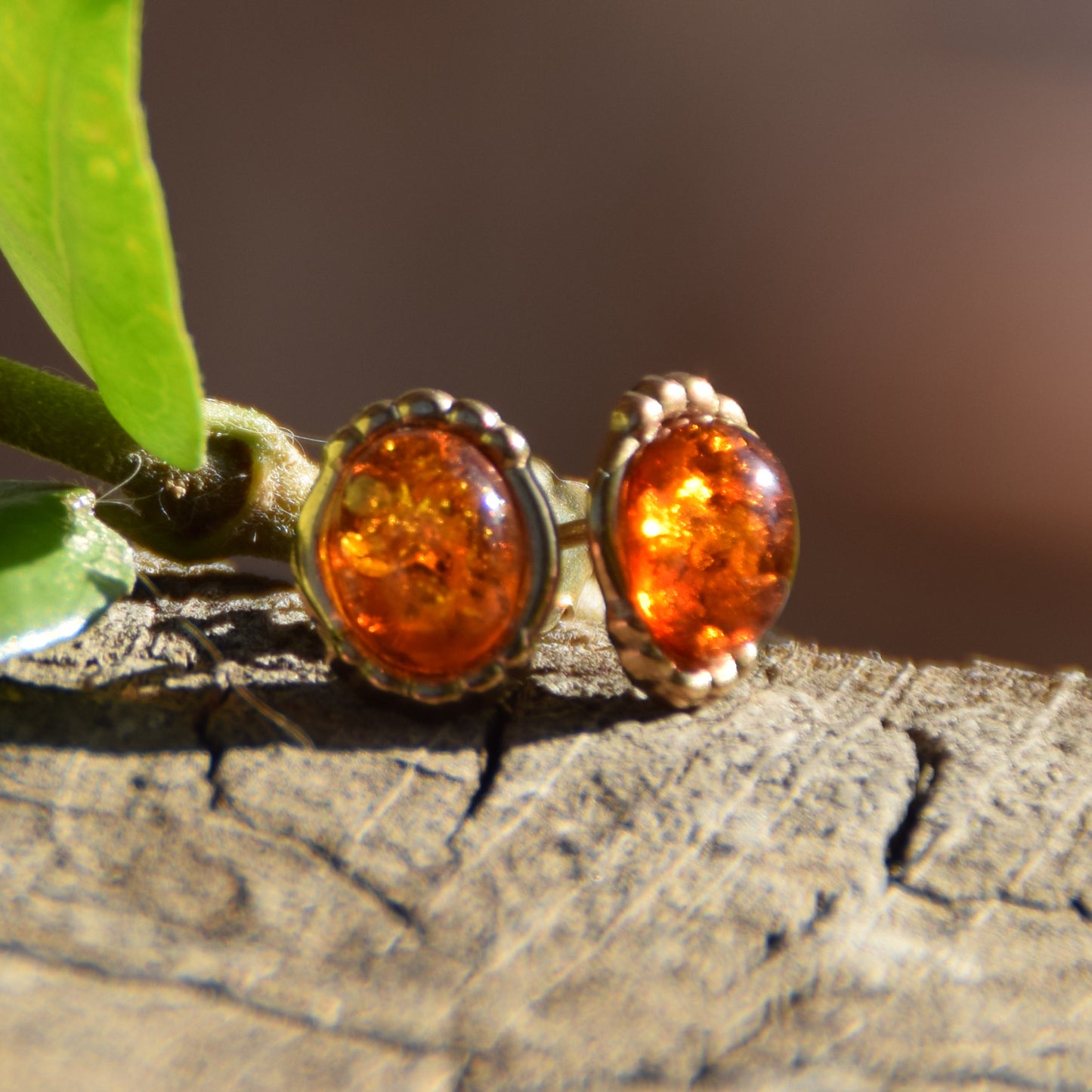 Victorian earrings with cognac-colored natural amber and 18k gold-plated 925 silver, MJ Baltica, BZK096