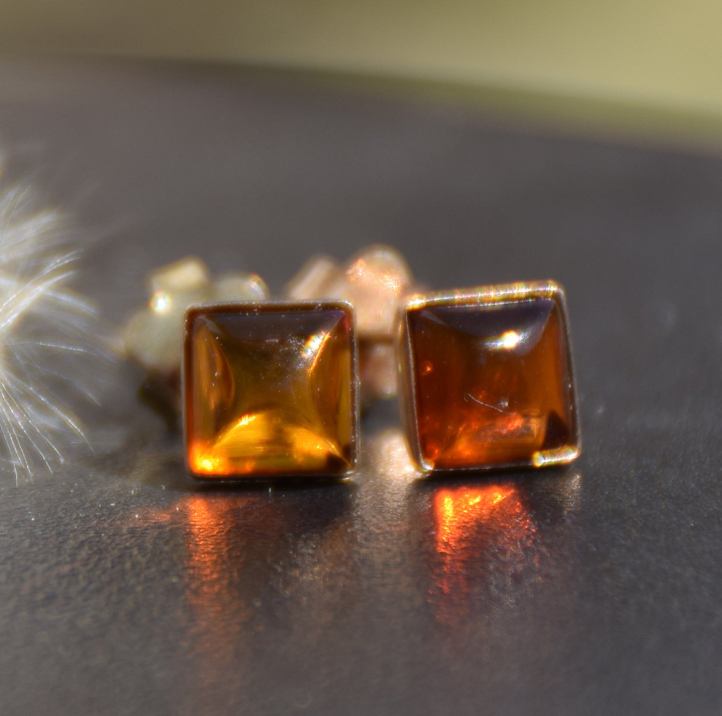 MJ Baltica, orecchini, Ambra naturale Baltica, Argento 925, placcato in Oro 18k, cognac, luminoso, rombo, artigianale, BZK097