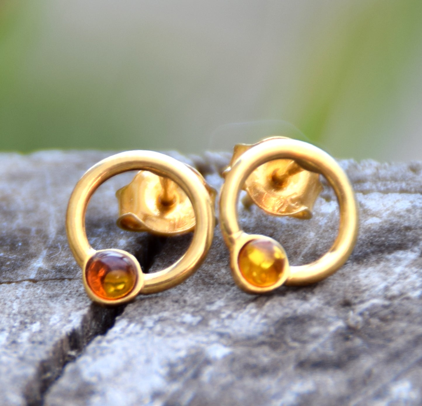 MJ Baltica, orecchini, Ambra naturale Baltica, Argento 925, placcato in Oro 18k, cognac, luminoso, artigianale, BZK105