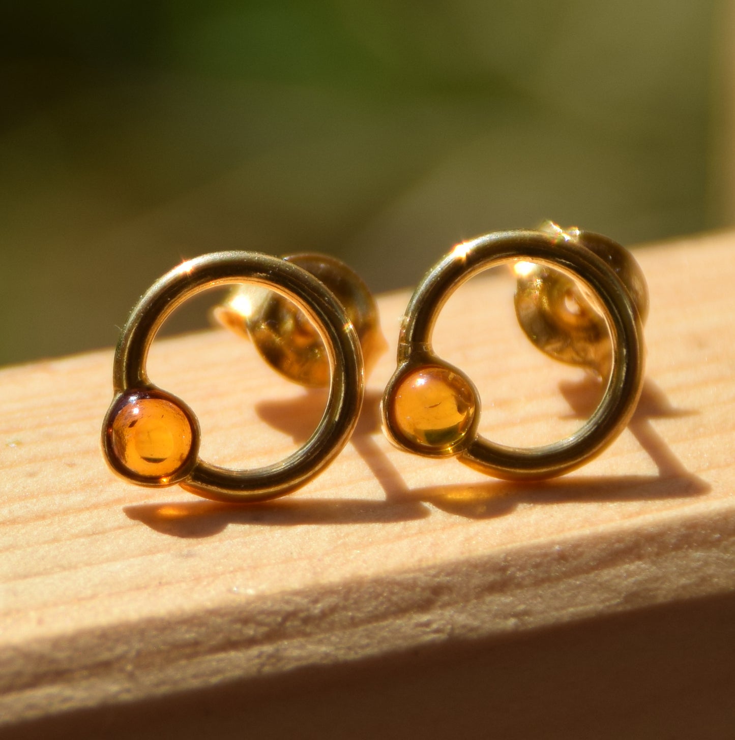 MJ Baltica, orecchini, Ambra naturale Baltica, Argento 925, placcato in Oro 18k, cognac, luminoso, artigianale, BZK105