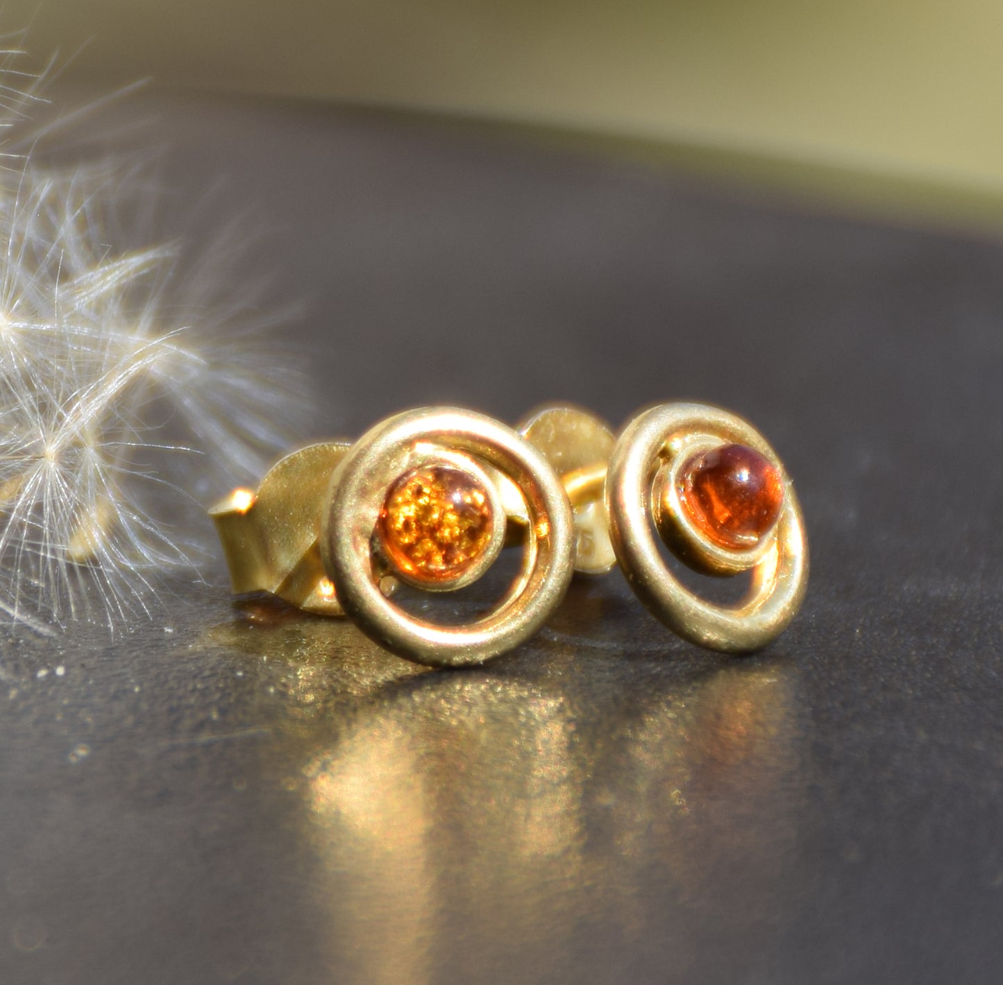 MJ Baltica, orecchini, Ambra naturale Baltica, Argento 925, placcato in Oro 18k, cognac, luminoso, artigianale, BZK106