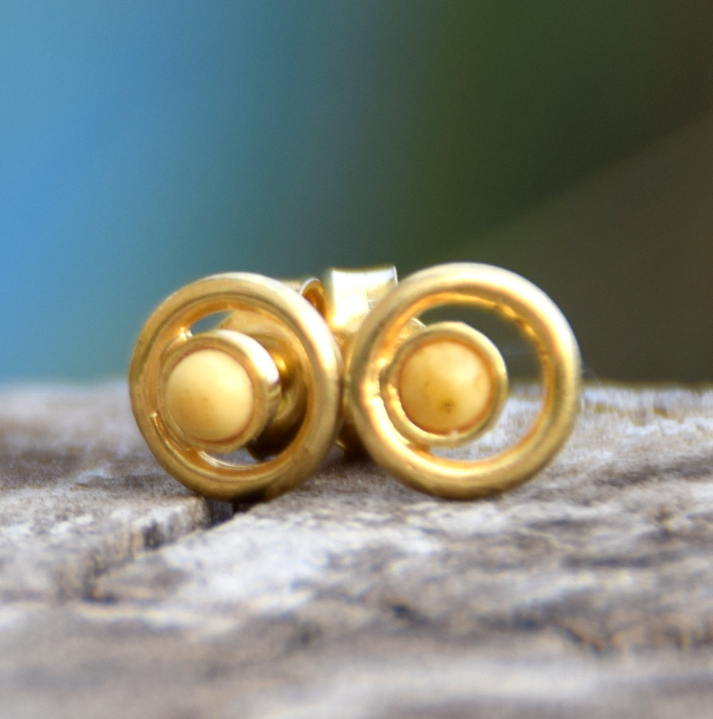 MJ Baltica, orecchini, Ambra naturale Baltica, Argento 925, placcato in Oro 18k, imperiale, luminoso, artigianale, BZK109