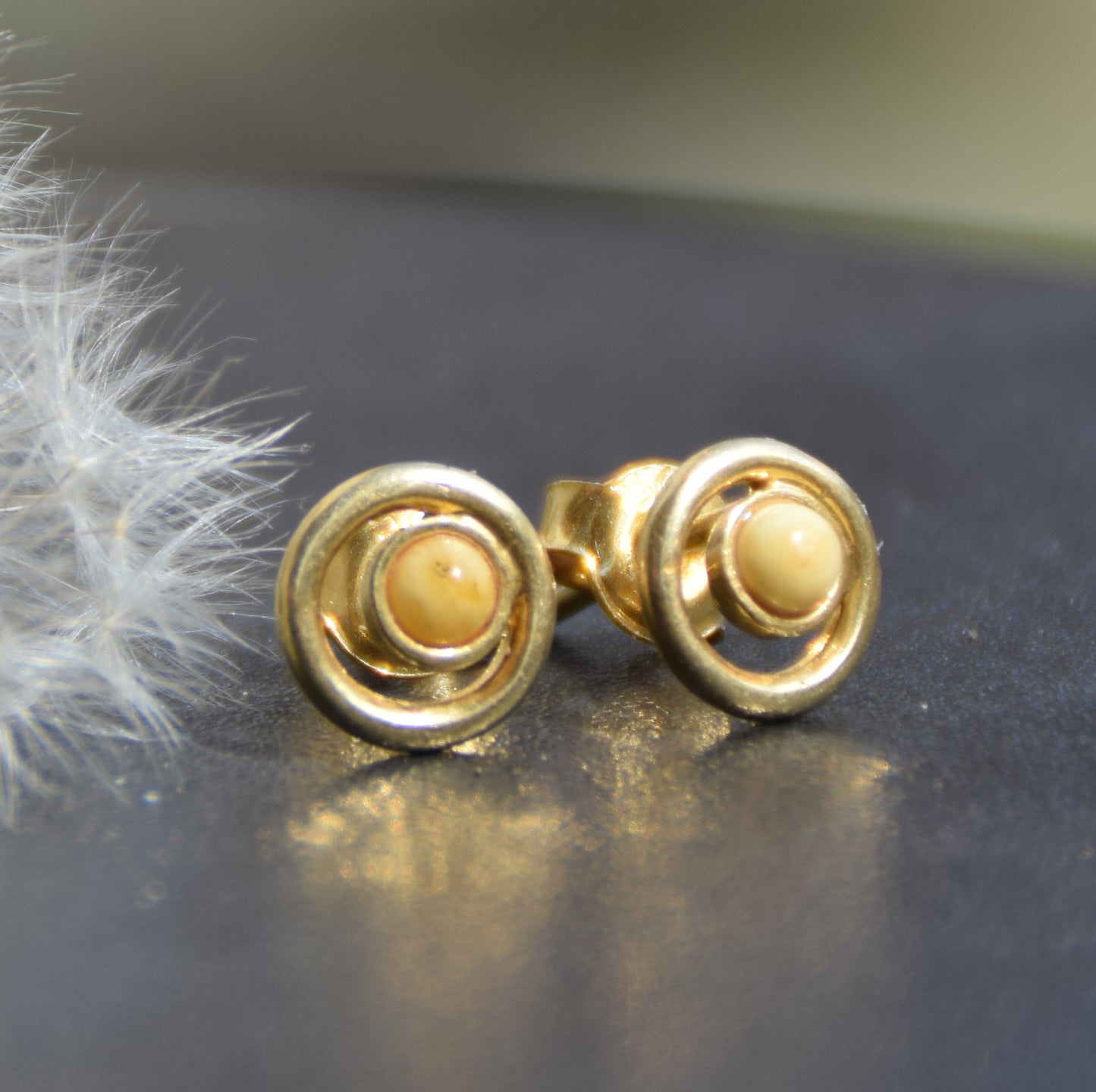 MJ Baltica, orecchini, Ambra naturale Baltica, Argento 925, placcato in Oro 18k, imperiale, luminoso, artigianale, BZK109