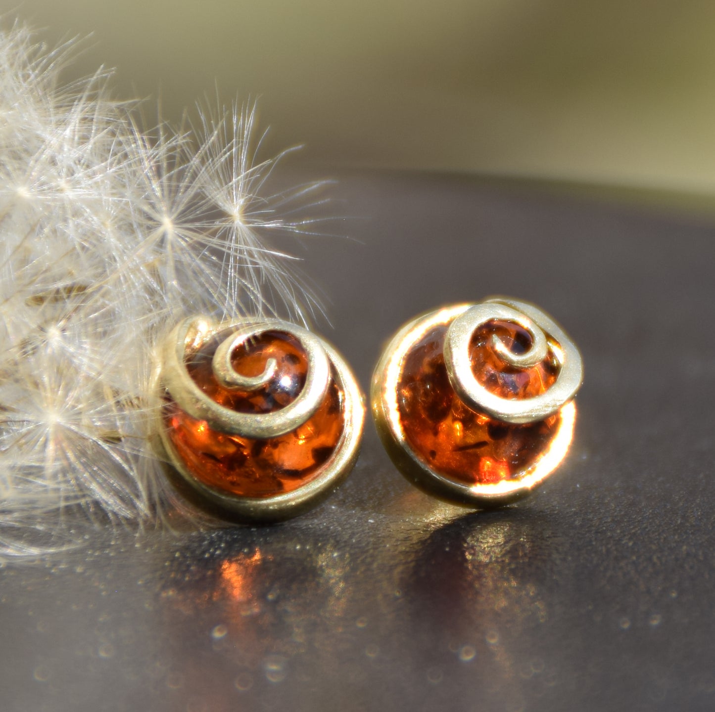 MJ Baltica, orecchini, Ambra naturale Baltica, Argento 925, placcato in Oro 18k, cognac, luminoso, artigianale, BZK110