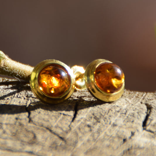 Simple earrings with natural cognac Amber and 18k Gold plated 925 Sterling Silver, MJ Baltica, BZK145