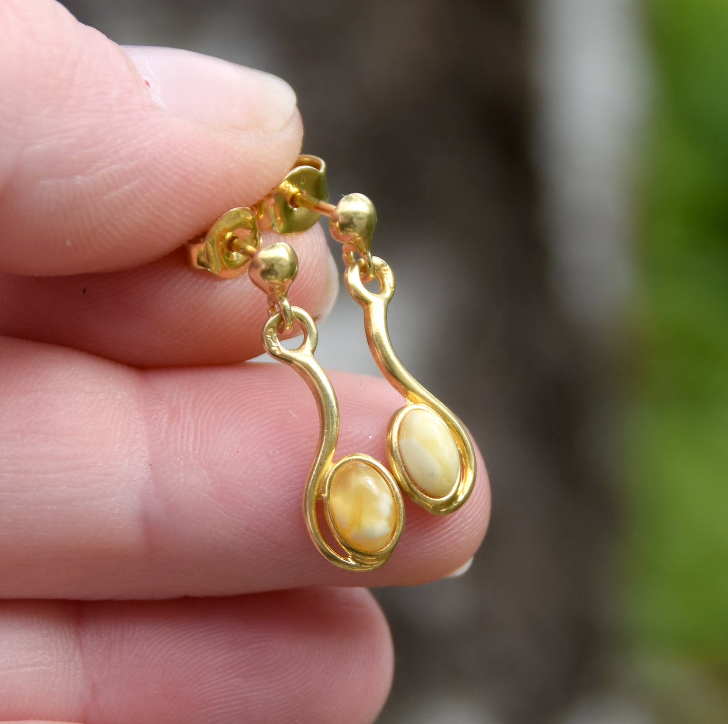 Delicate earrings in natural Imperial Amber and 18k Gold-plated 925 Sterling Silver, MJ Baltica, BZK162