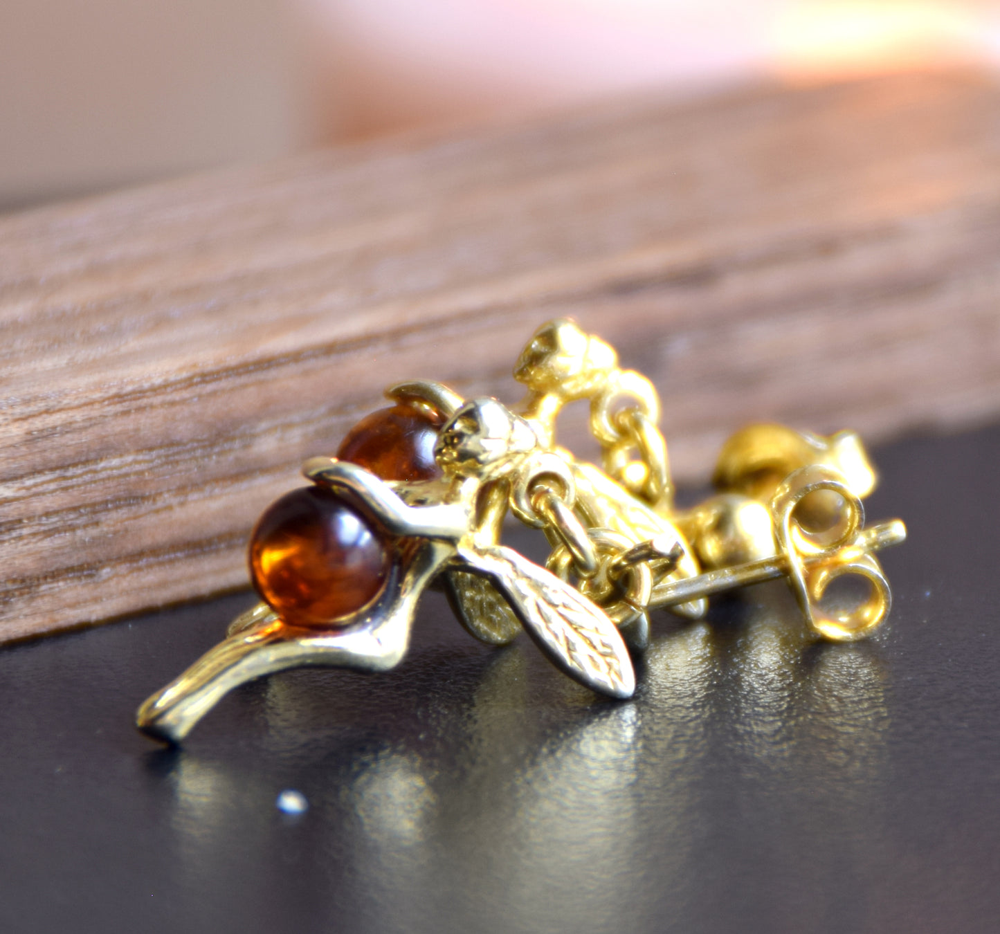 Bright earrings with fairies in natural cognac-colored amber and 18k gold-plated 925 sterling silver, MJ Baltica, BZK168