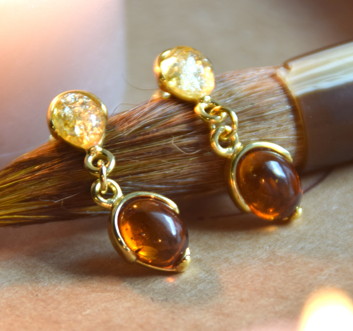 Elegante Ohrringe aus Naturbernstein in Cognacfarbe, 925er Sterlingsilber 18k vergoldet, MJ Baltica, BZK170