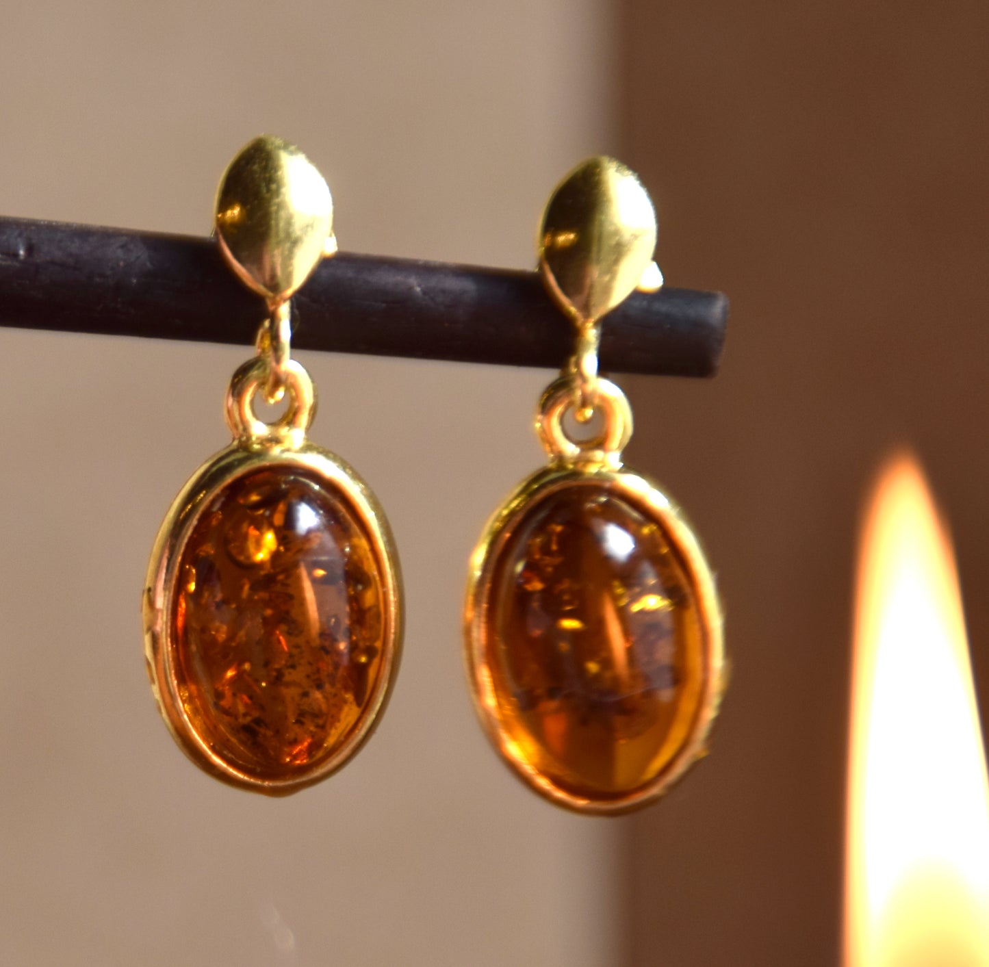 Elegant oval earrings in natural cognac Amber and 18k Gold plated 925 Sterling Silver, MJ Baltica, BZK171