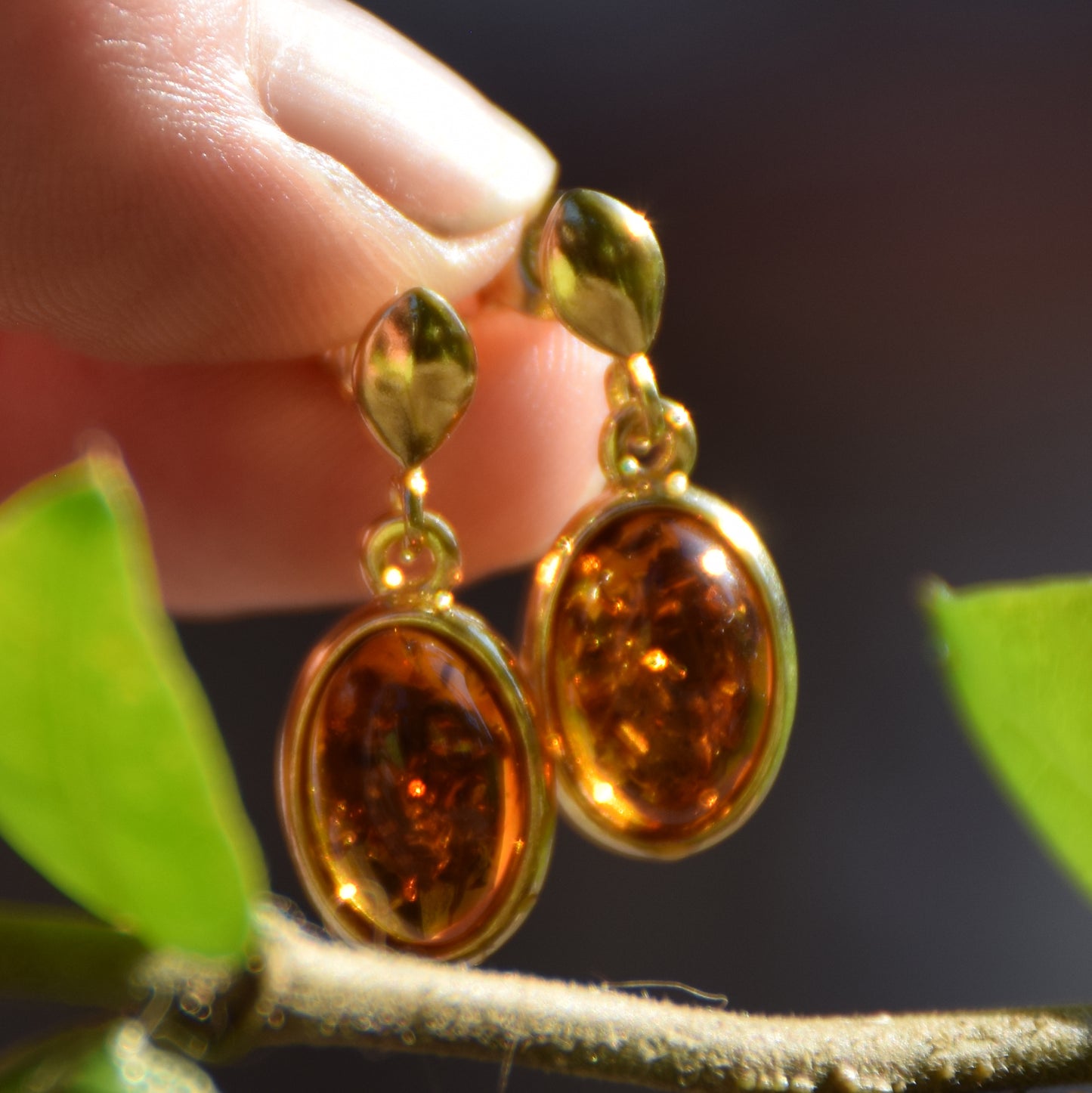 Elegant oval earrings in natural cognac Amber and 18k Gold plated 925 Sterling Silver, MJ Baltica, BZK171