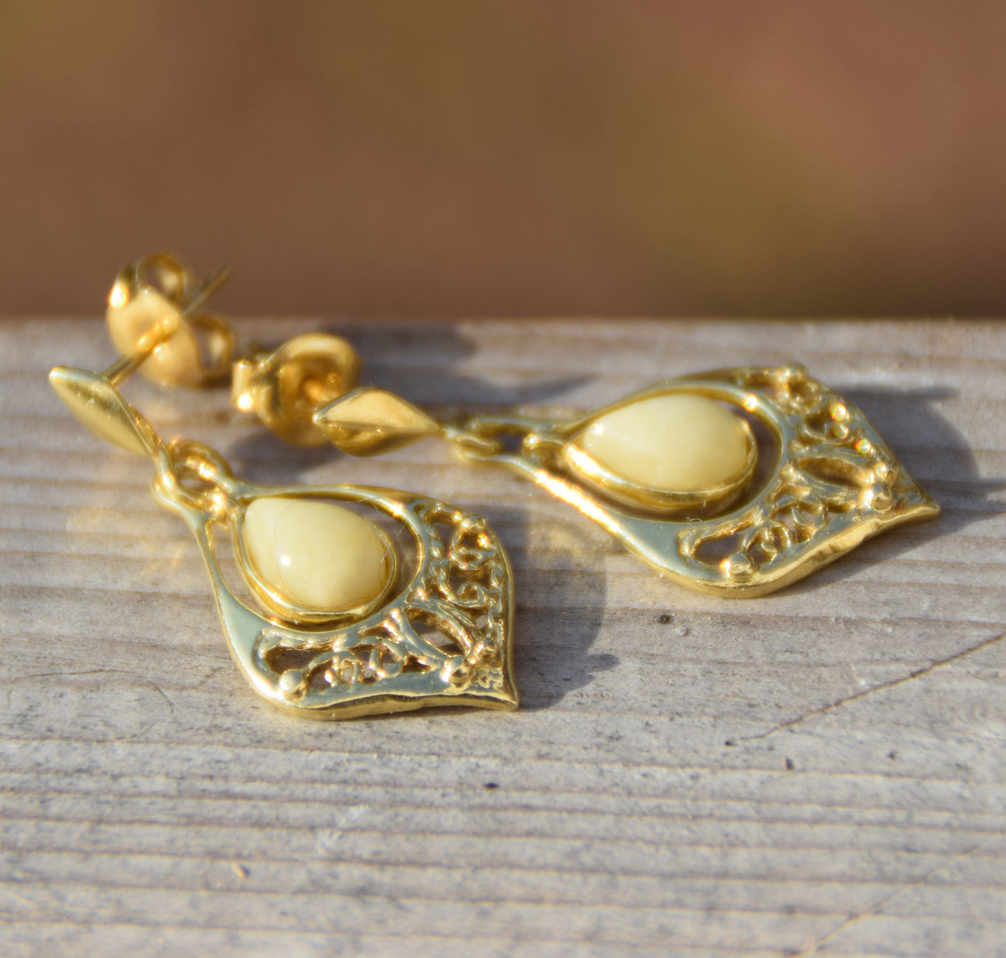 Oriental style earrings with natural imperial amber filigree and 18k gold-plated 925 Sterling Silver, MJ Baltica, BZK177